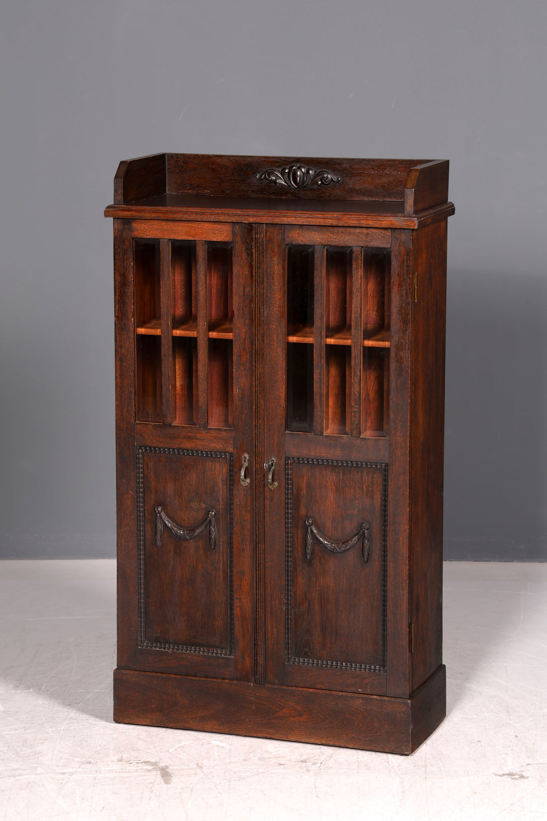 Traumhafte Jugendstil Vitrine Eiche Antik Bücherschrank Geschirrschrank Vitrinenschrank Massivholz Vintage