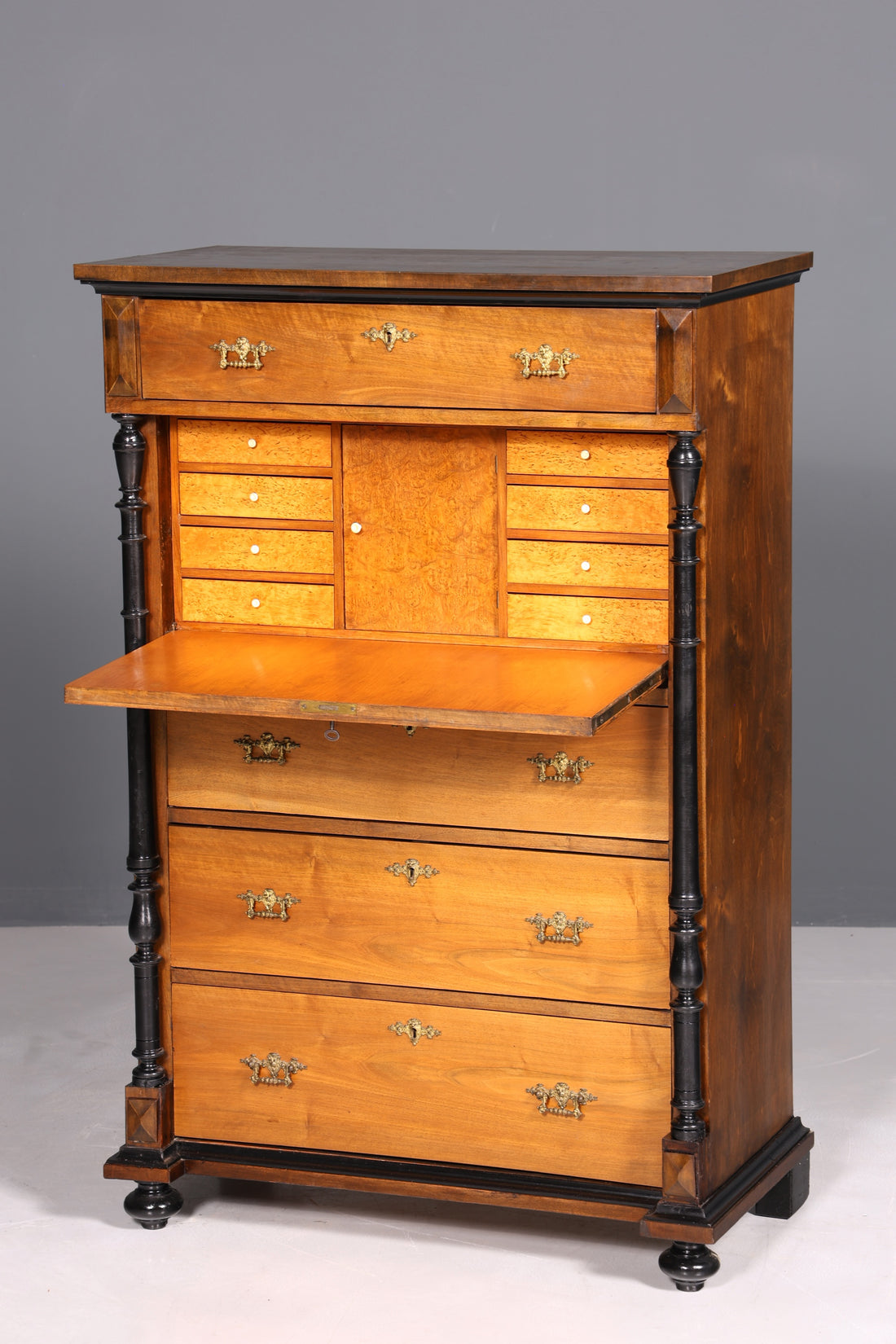 Secrétaire onirique Gründerzeit, vertiko, buffet haut, commode Louis Philippe vers 1880