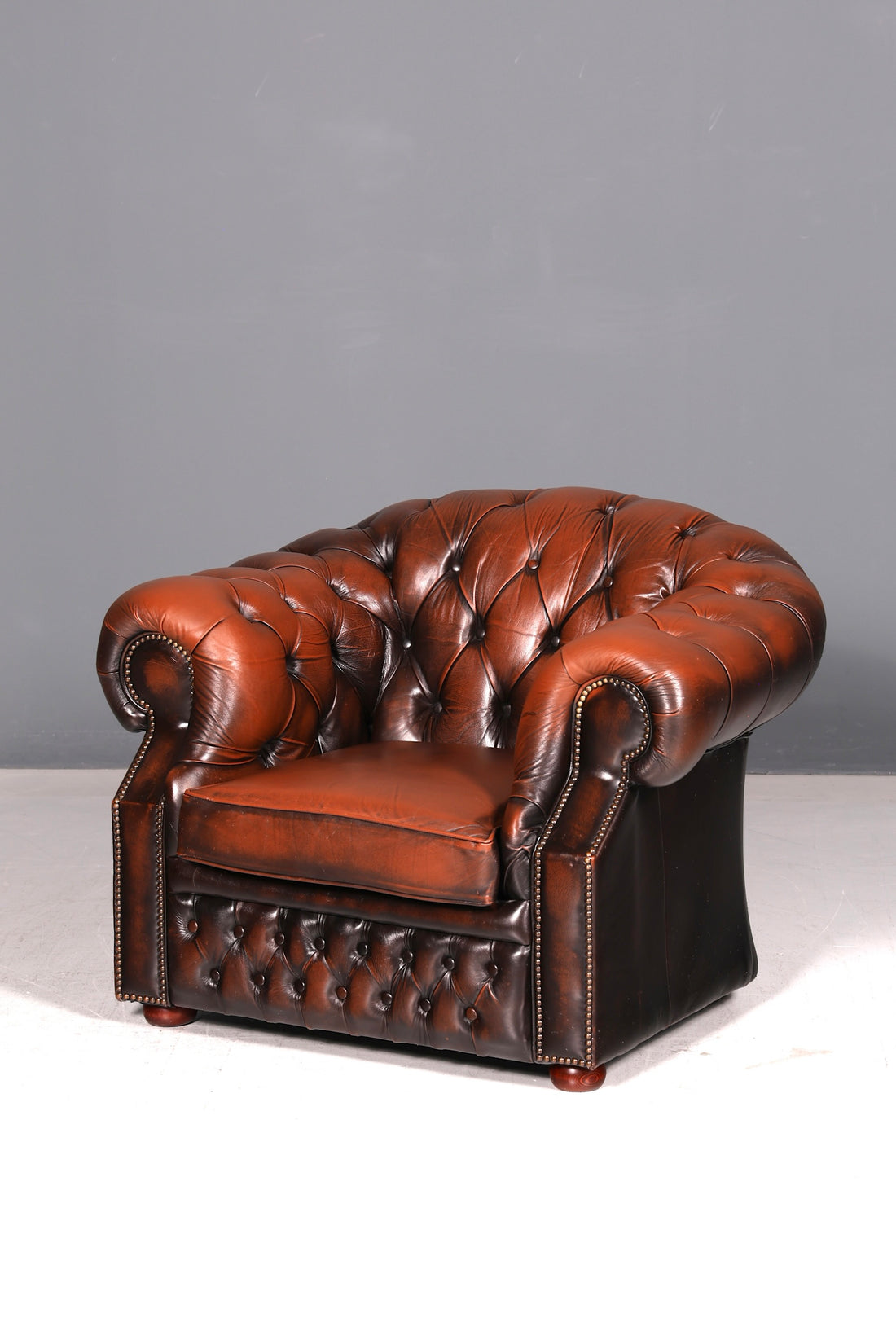 Fauteuil Chesterfield Centurion original élégant, cuir véritable, fauteuil anglais avec accoudoirs, fauteuil pour homme, UK, antique vintage