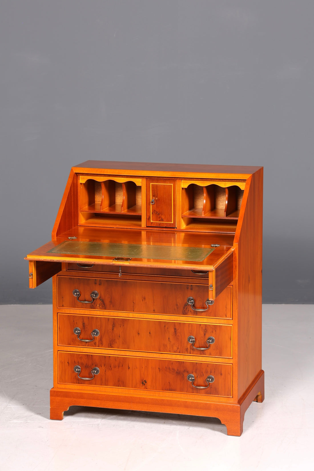 Magnifique secrétaire anglais, en bois d&