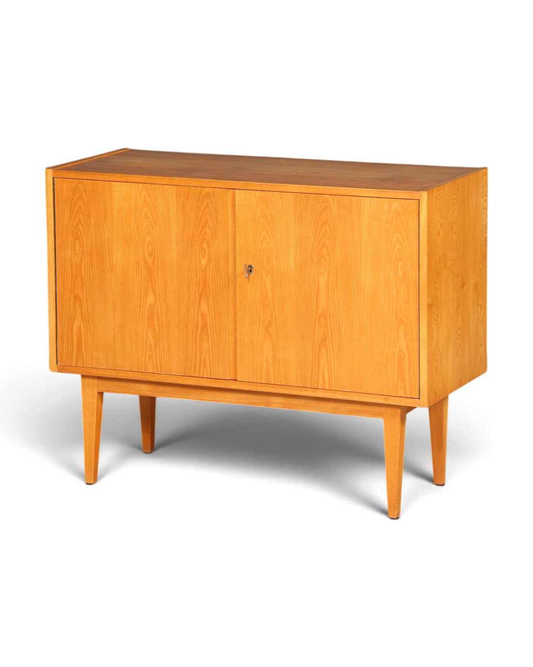 Hauptstadt Möblerei Hellerau Kommode Modell 602 von Franz Ehrlich aus hellem Holz im Mid-Century-Design