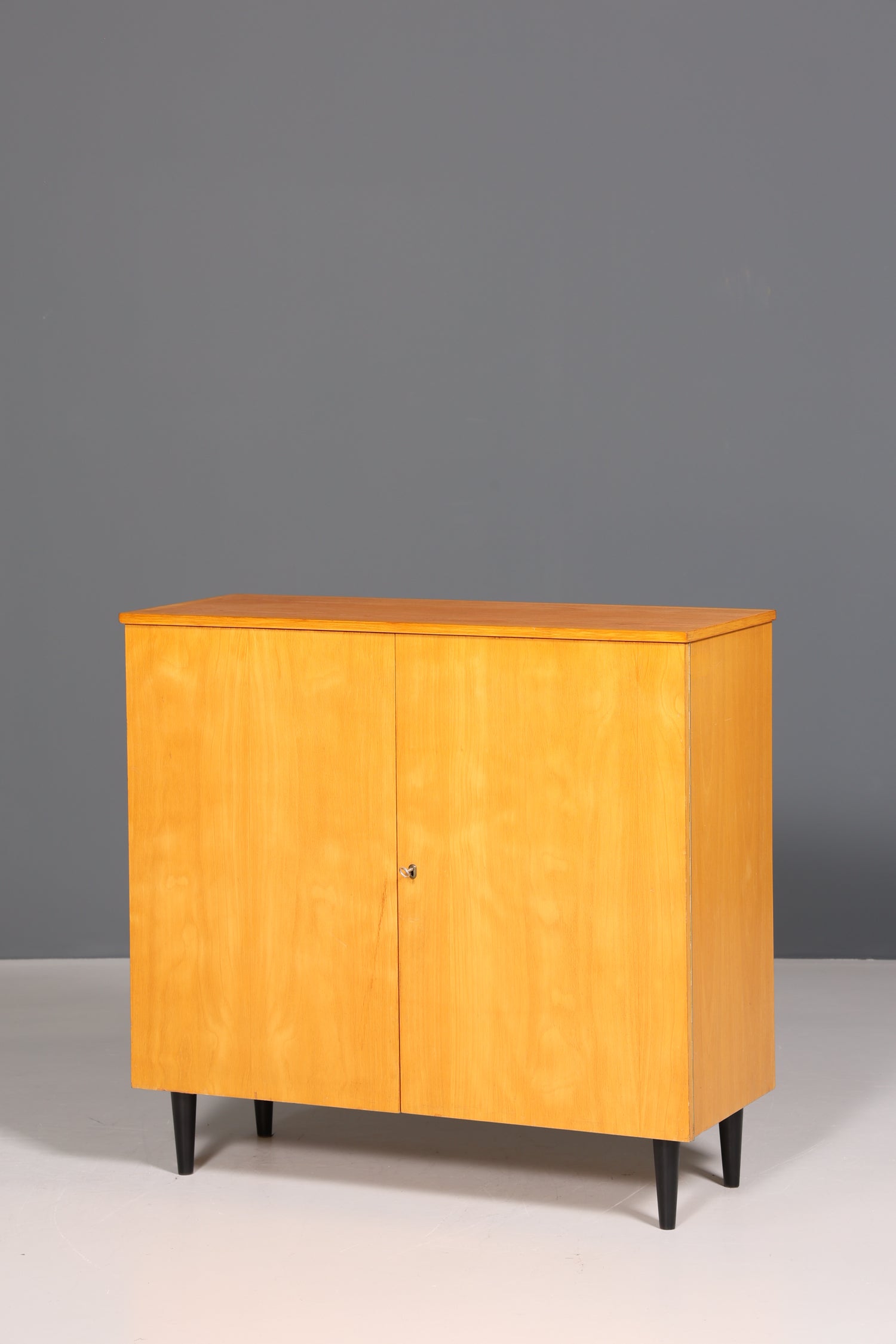 Wunderschöner Mid Century Schrank Vintage Schallplatten Schrank LP- Aufbewahrungsschrank