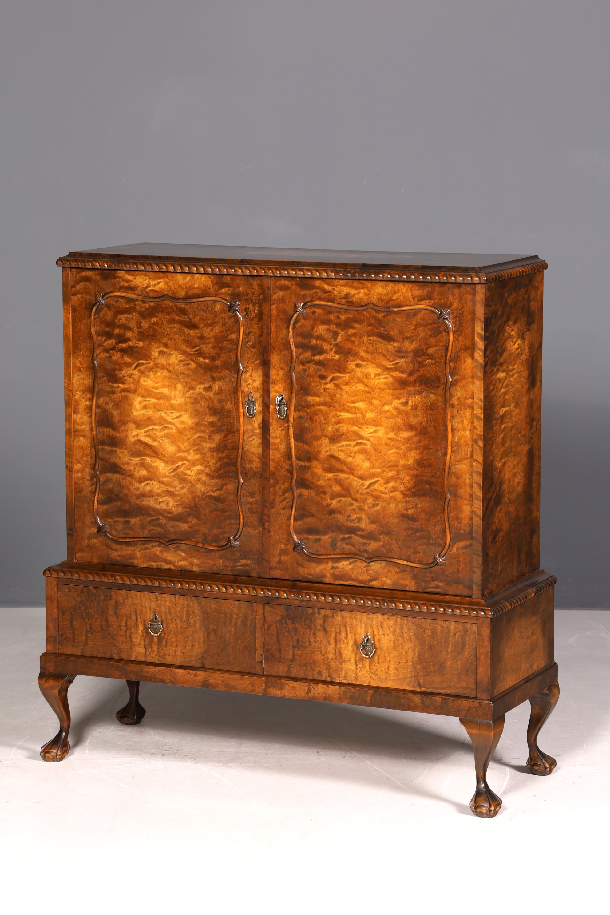 G365 Finish Stilvoller Original Art Deco Schrank Vertiko Sideboard um 1930 Highboard Kommode (Kopie)