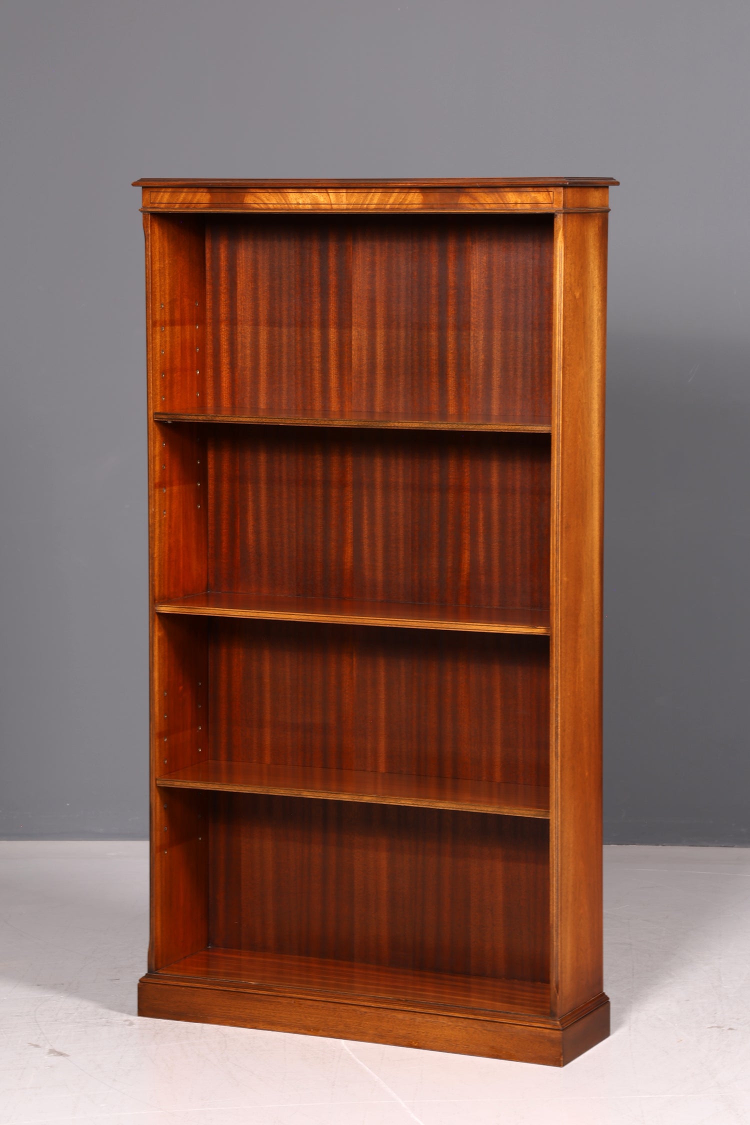 Wunderschönes Englisches Bücherregal Regal Bookshelf 60s Standregal Bücherschrank Holz Vintage