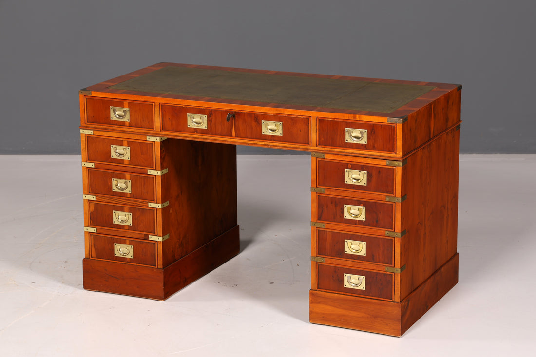 Élégant bureau maritime, coffre militaire anglais, bureau de travail, table de bureau, sous-main en cuir véritable, antique, vintage