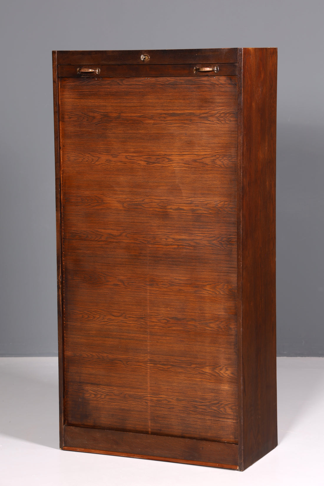 Schlichter Mid Century Rollladenschrank Bauhaus Apothekerschrank Art Deco Aktenschrank Büroschrank