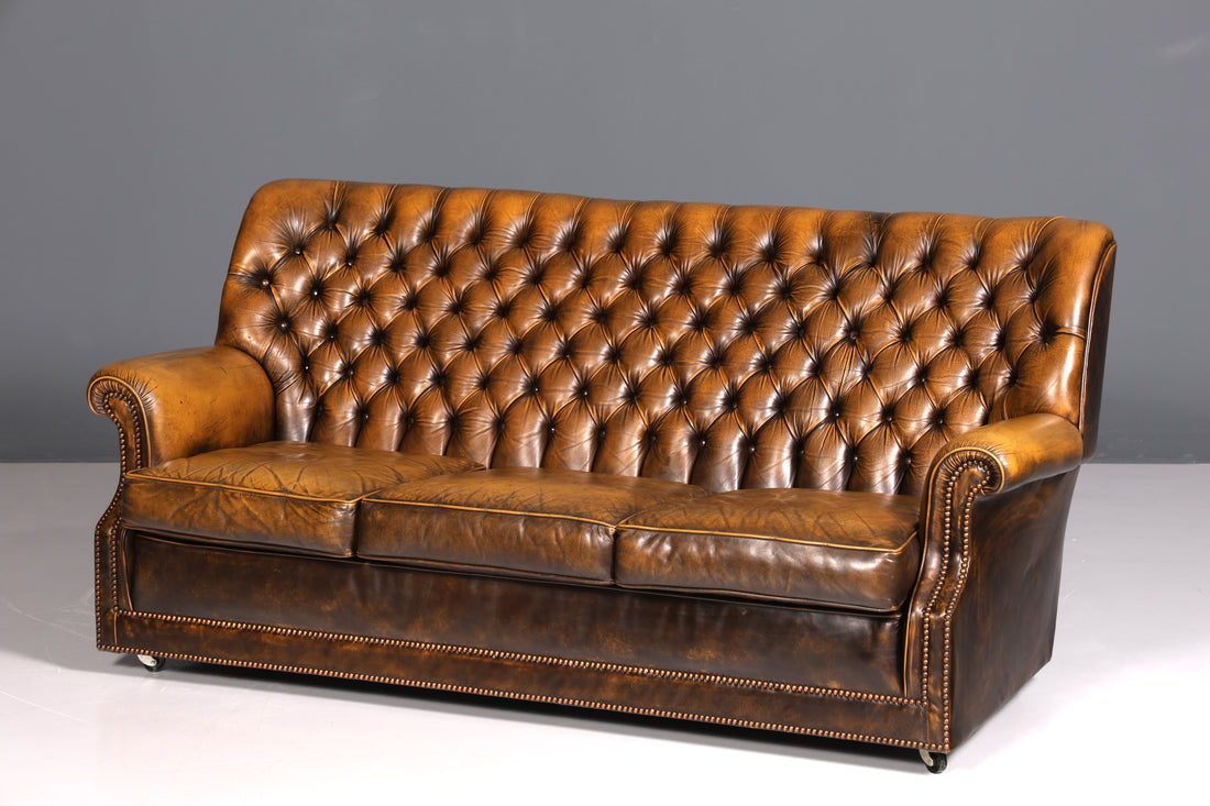 Canapé Chesterfield original et élégant, canapé 3 places, canapé anglais capitonné