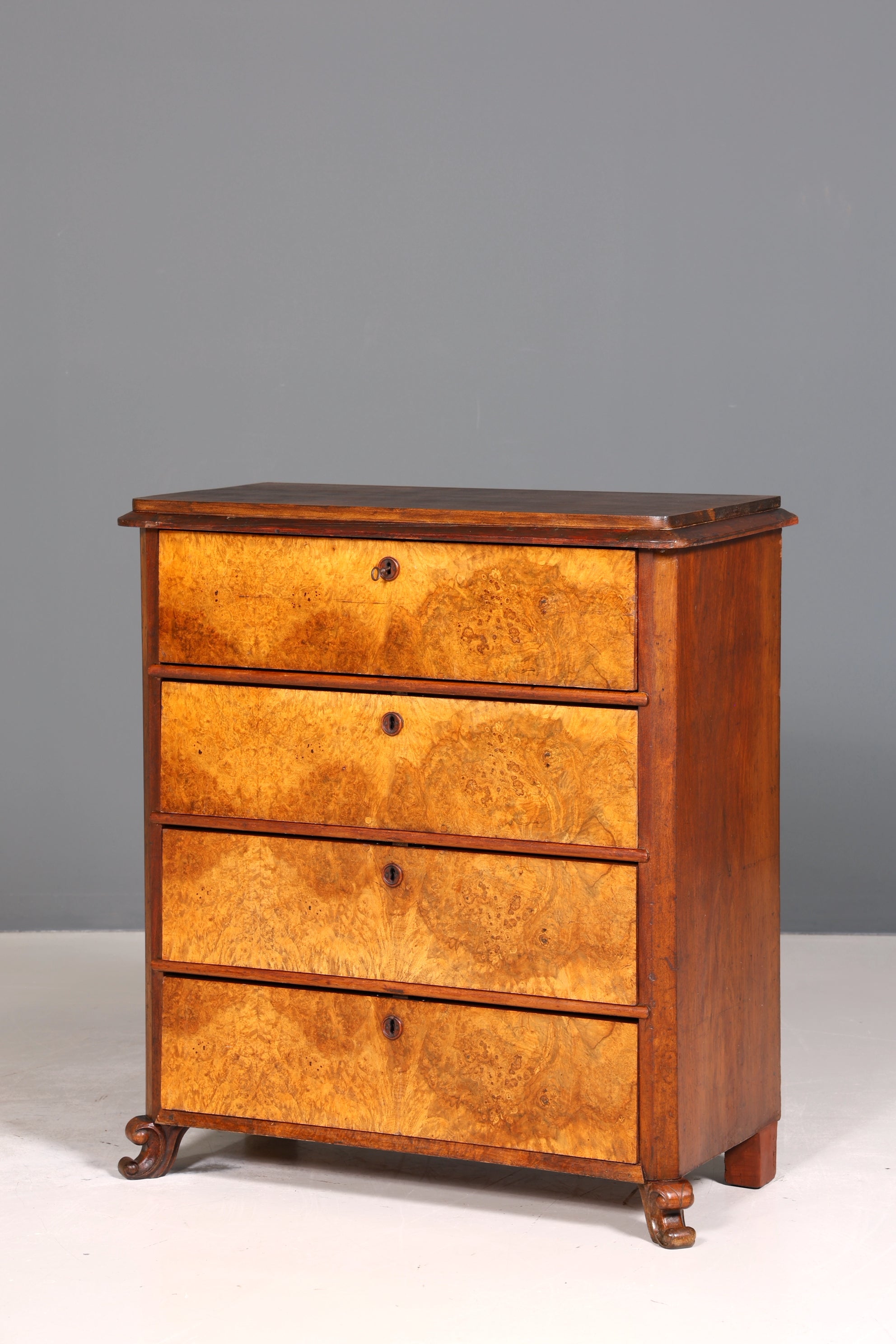 Wunderschöne Louis Philippe Kommode Nussbaum Vertiko Schubladenkommode um 1880