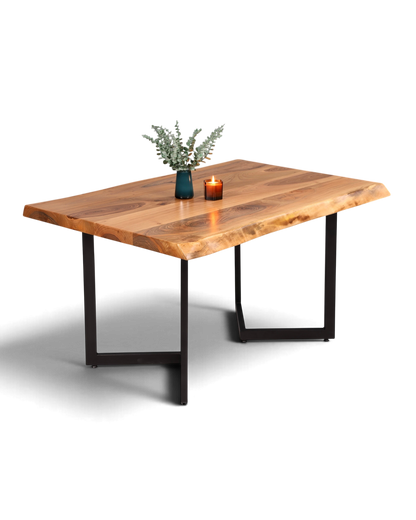 Traumhafter Nussbaum Tisch 140cm-100cm Esszimmer Tisch Baumkanten Platte Massiv Holz Küchentisch