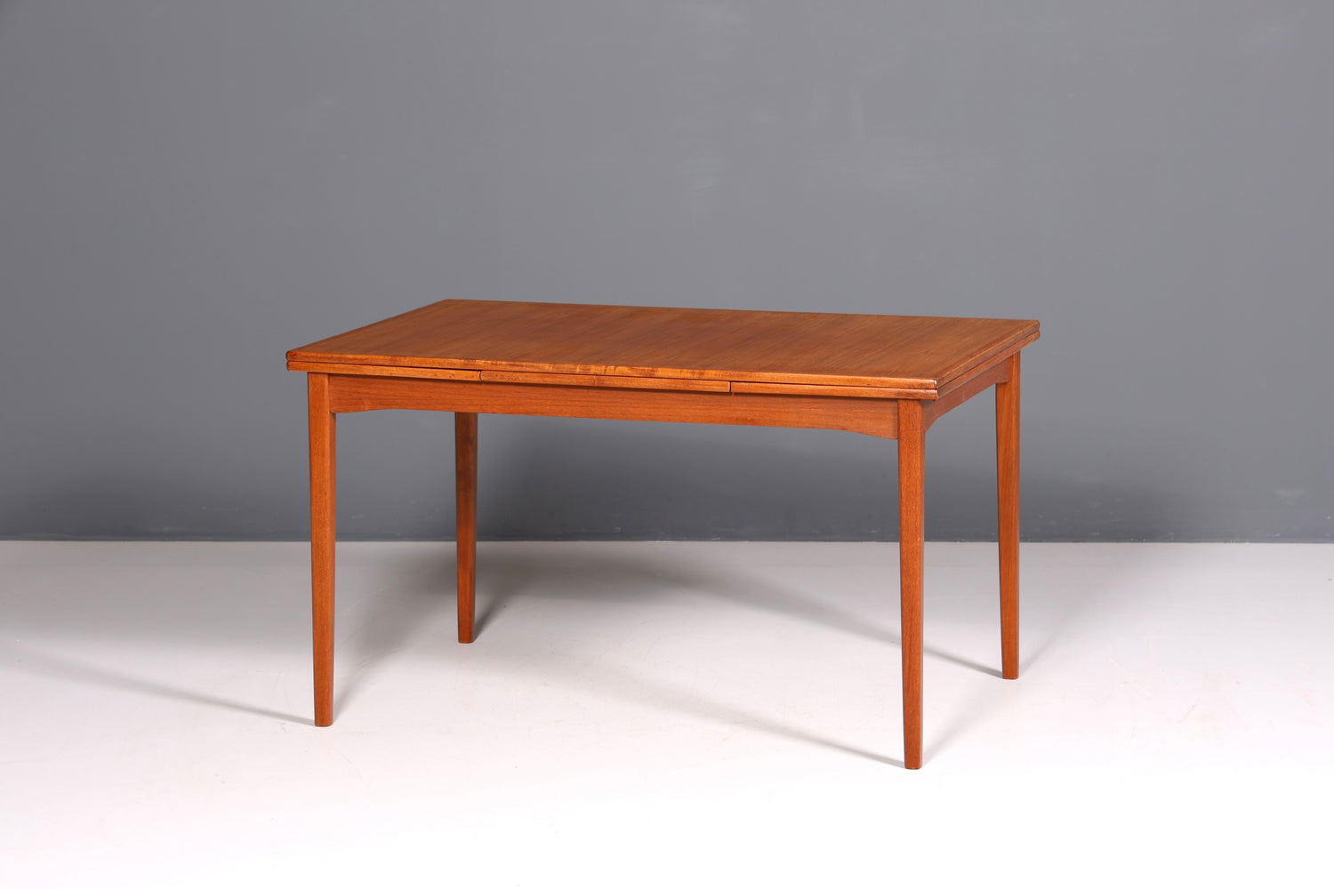 Stilvoller Mid Century Esstisch ausziehbarer Danish Design Teak Holz Küchentisch Esszimmer Tisch