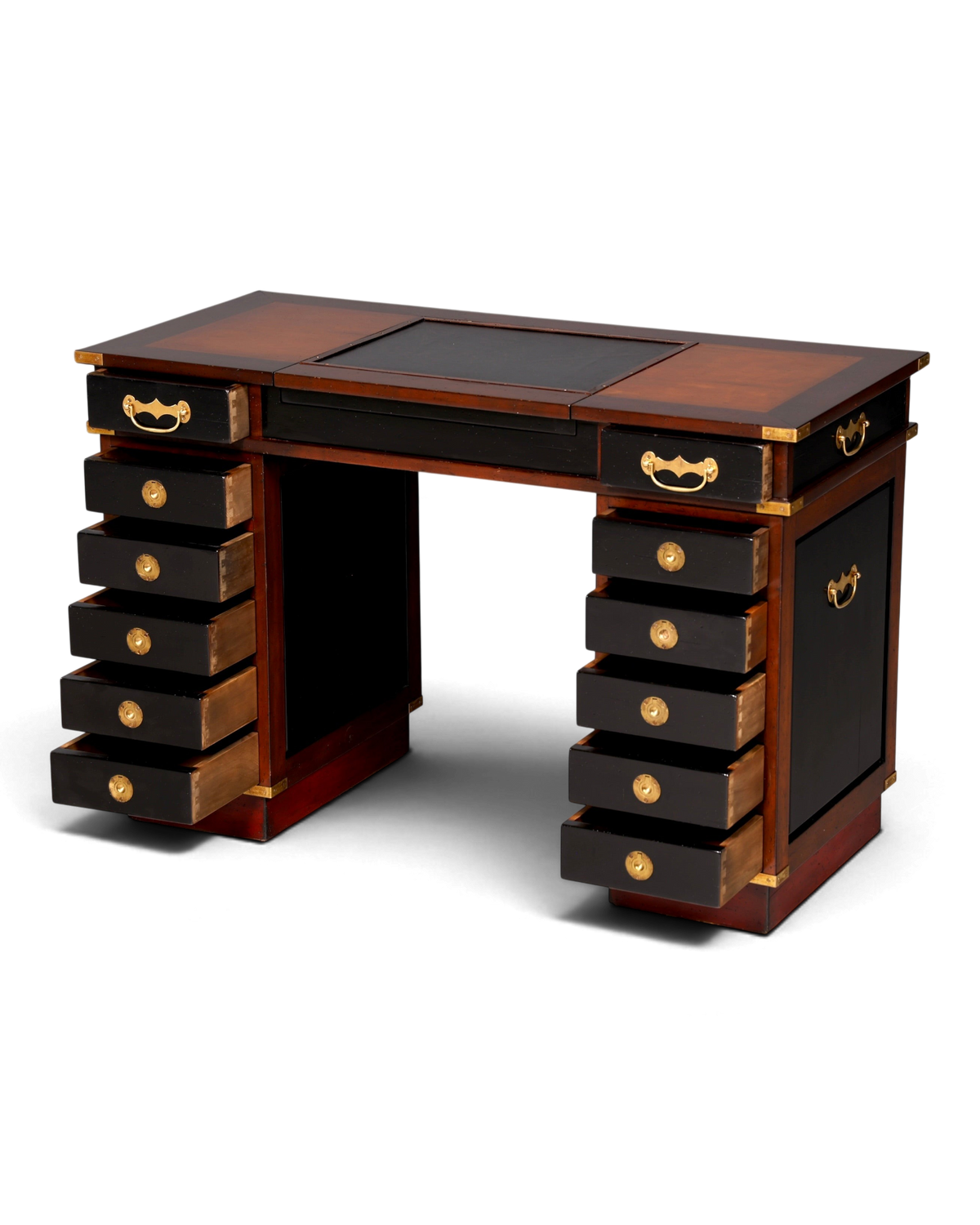 Hauptstadt Möblerei maritimer Schreibtisch im Military Chest Stil aus Holz mit Lederauflage und Messingbeschlägen