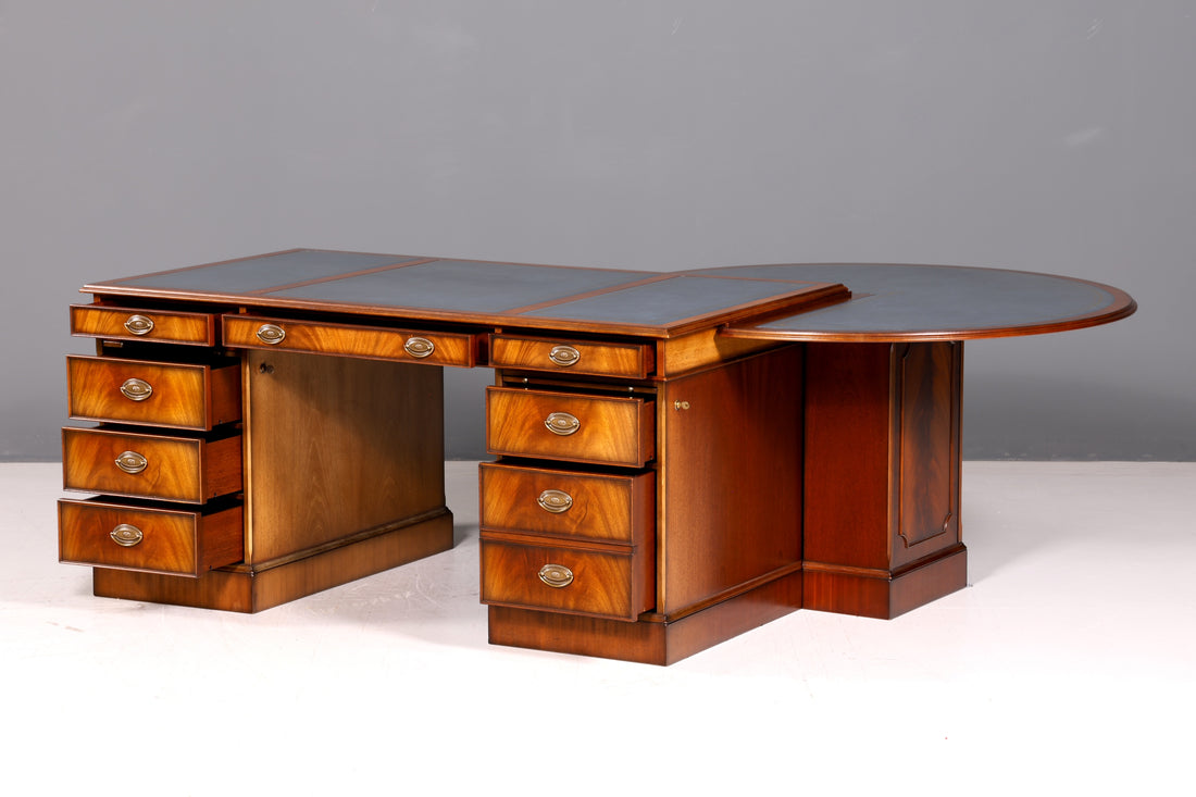 Magnifique bureau original Heldense en acajou avec dessus en cuir véritable, style anglais antique, bureau de direction, bureau partenaire avec espace de réunion