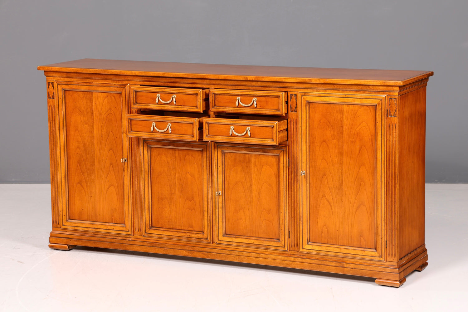 Stilvolles Original Selva Sideboard Villa Borghese Antik Stil Schrank Kommode Buffet Anrichte Massiv Made in Italy