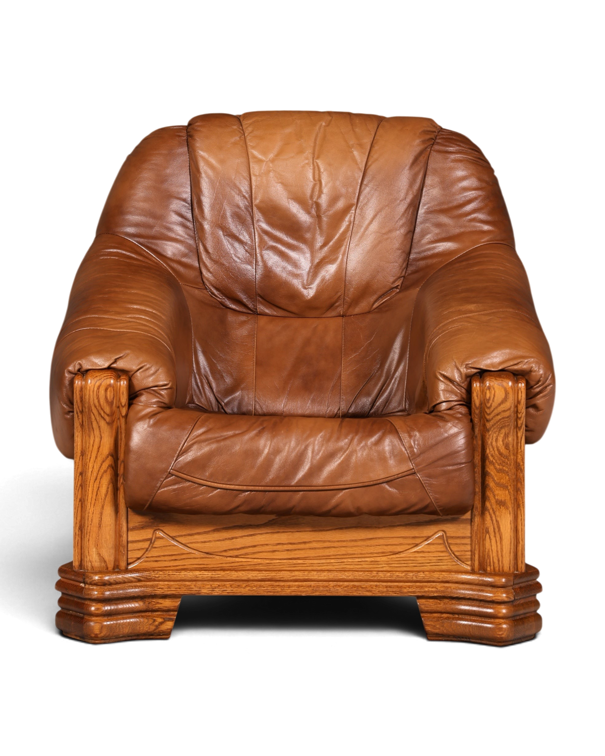 Hauptstadt Möblerei Ledersessel in Cognacbraun mit massivem Holzrahmen im Vintage-Design