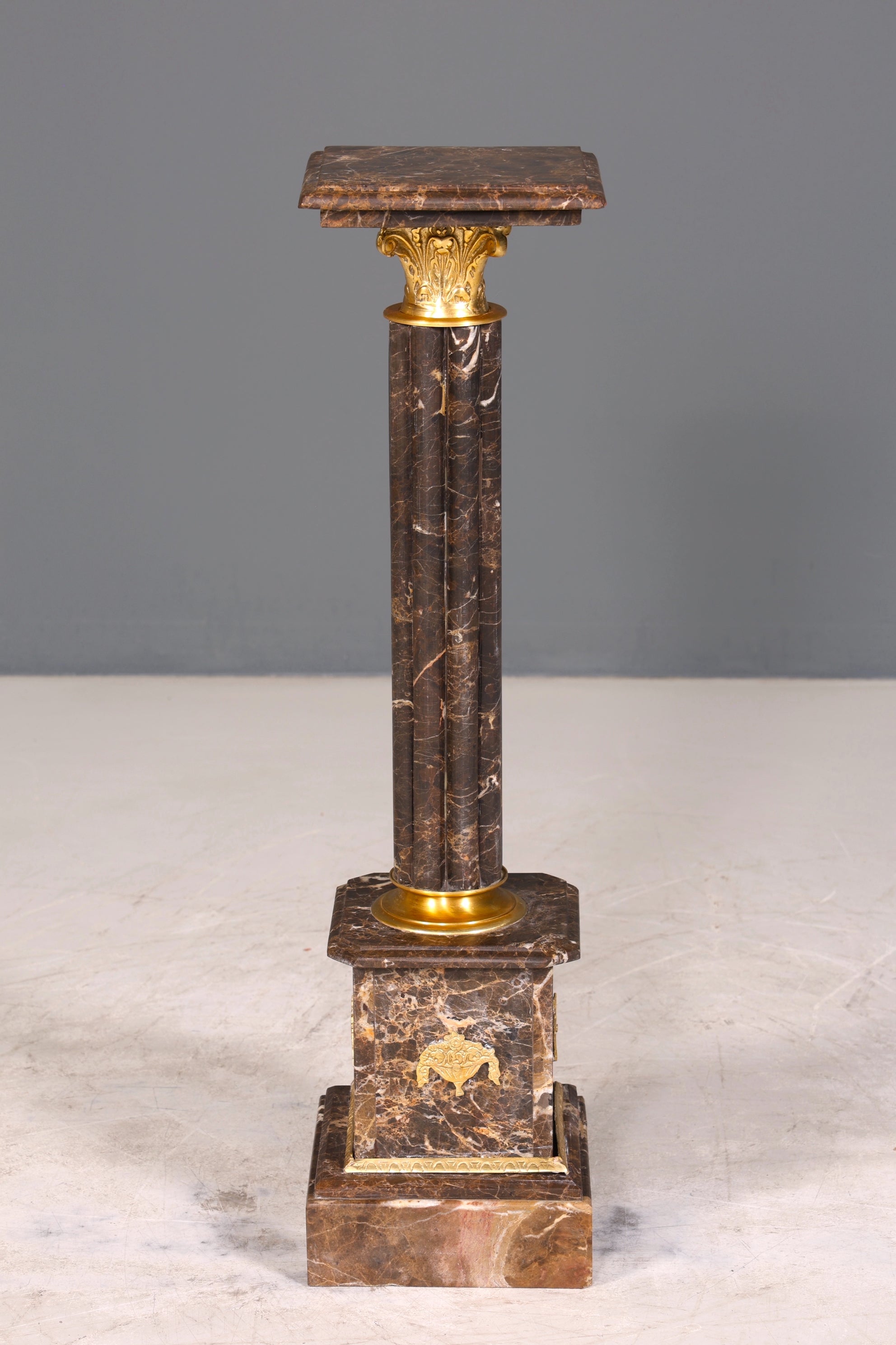 Noble Baroque style column Louis XV marble flower column natural stone base shelf 2 of 2