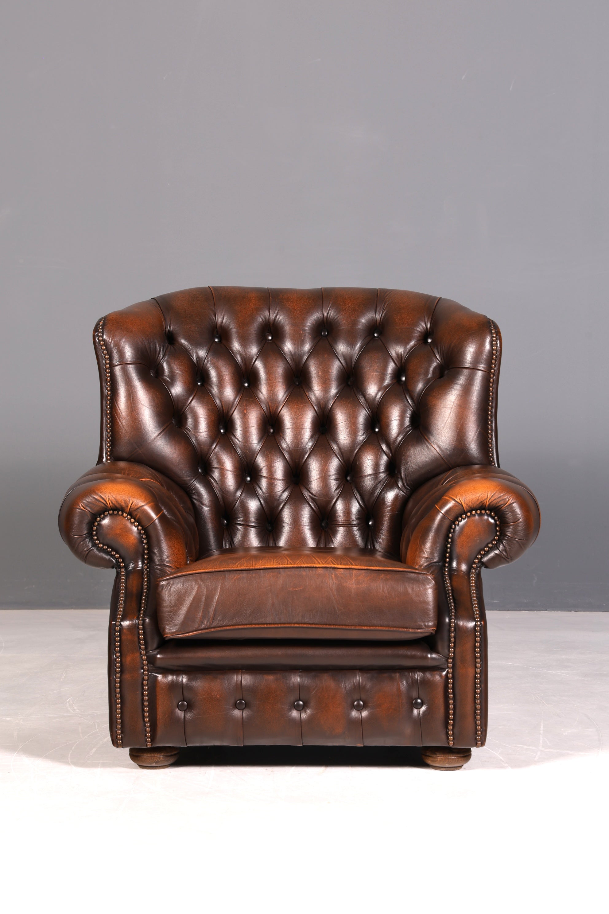 G102 Finish Original Chesterfield Ohrenbacken Sessel Englisch Leder Herrensessel UK Armlehnsessel