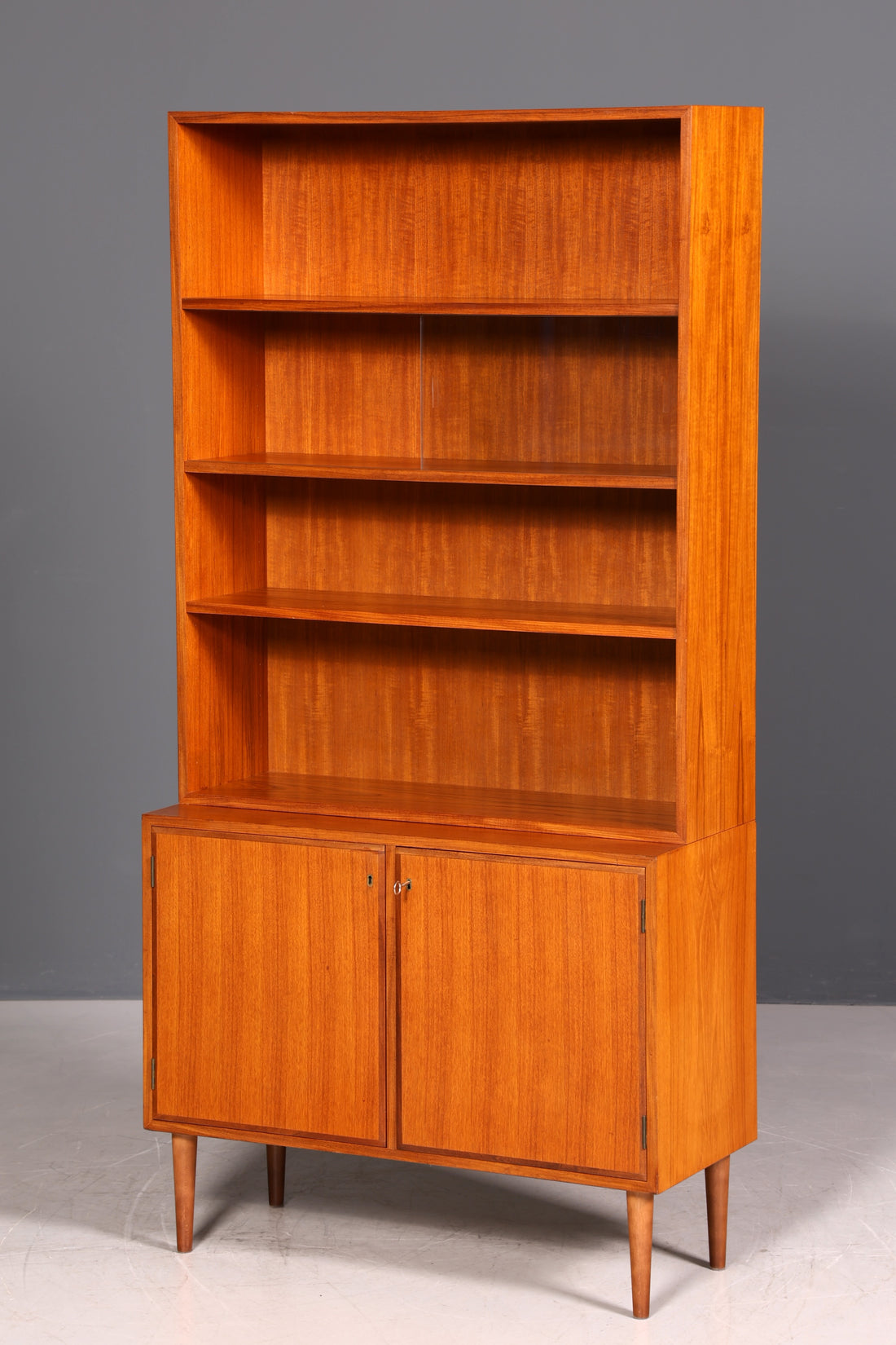 G436 Finish Wunderschöne Mid Century Vitrine Vintage Schrank Regal Retro Bücherregal Buchablage 60s (Kopie)