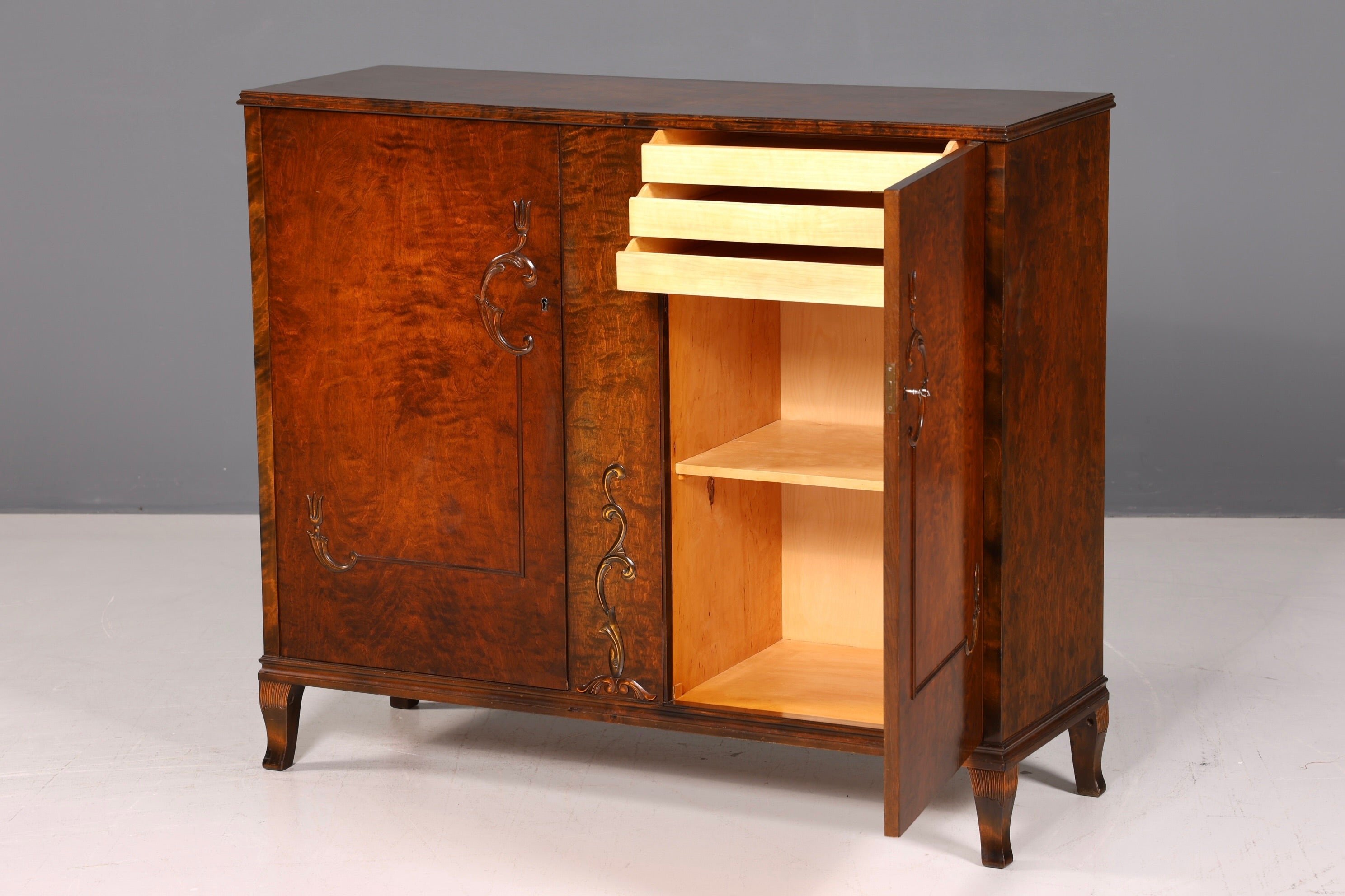 Stilvoller Original Art Deco Schrank Vertiko Sideboard Highboard Kommode Antik um 1930