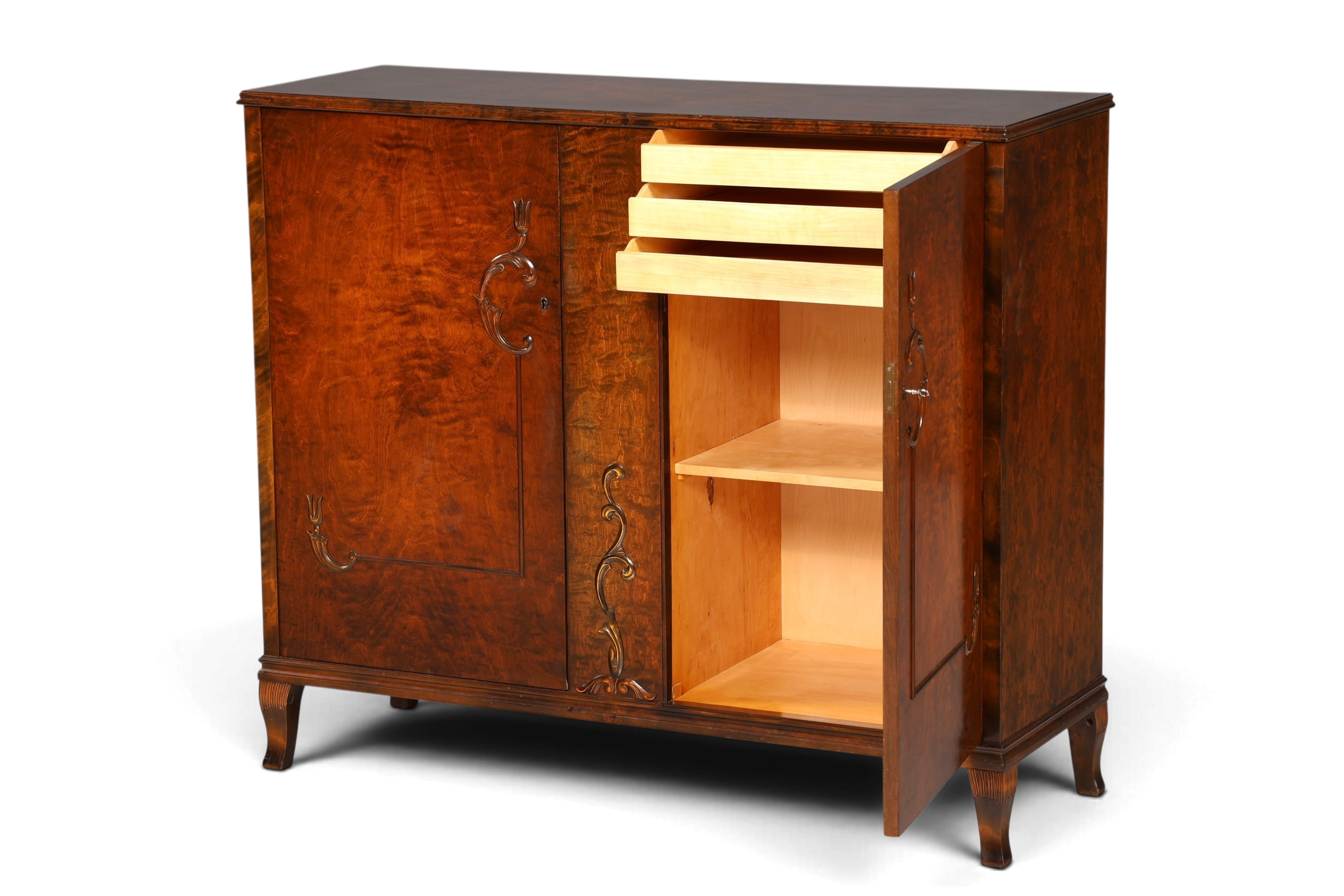 Hauptstadt Möblerei Art Deco Schrank aus massivem Holz mit schöner Maserung, zwei Türen und inneren Schubfächern