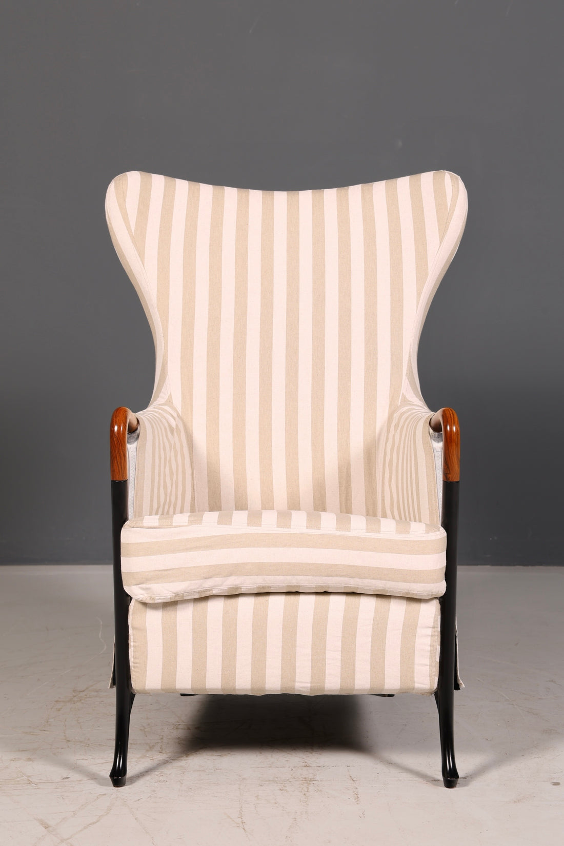 Edler Original Giorgetti Progetti Ohrensessel Umberto Asnago Design Sessel Italien Stoff Vintage 2 von 2