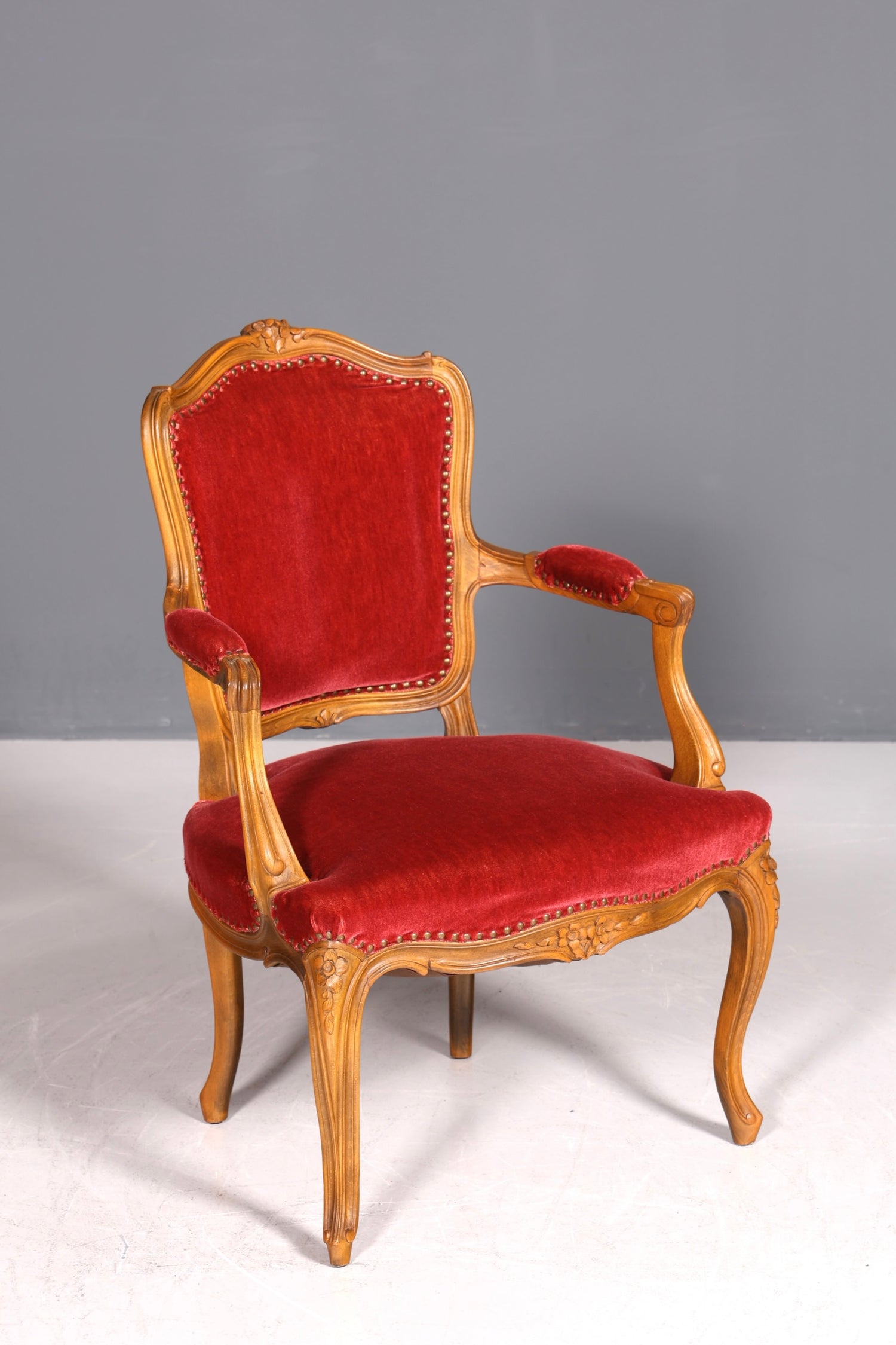 Magnifique fauteuil Chippendale, chaise secrétaire de style Chippendale, fauteuil en velours, 1 sur 2