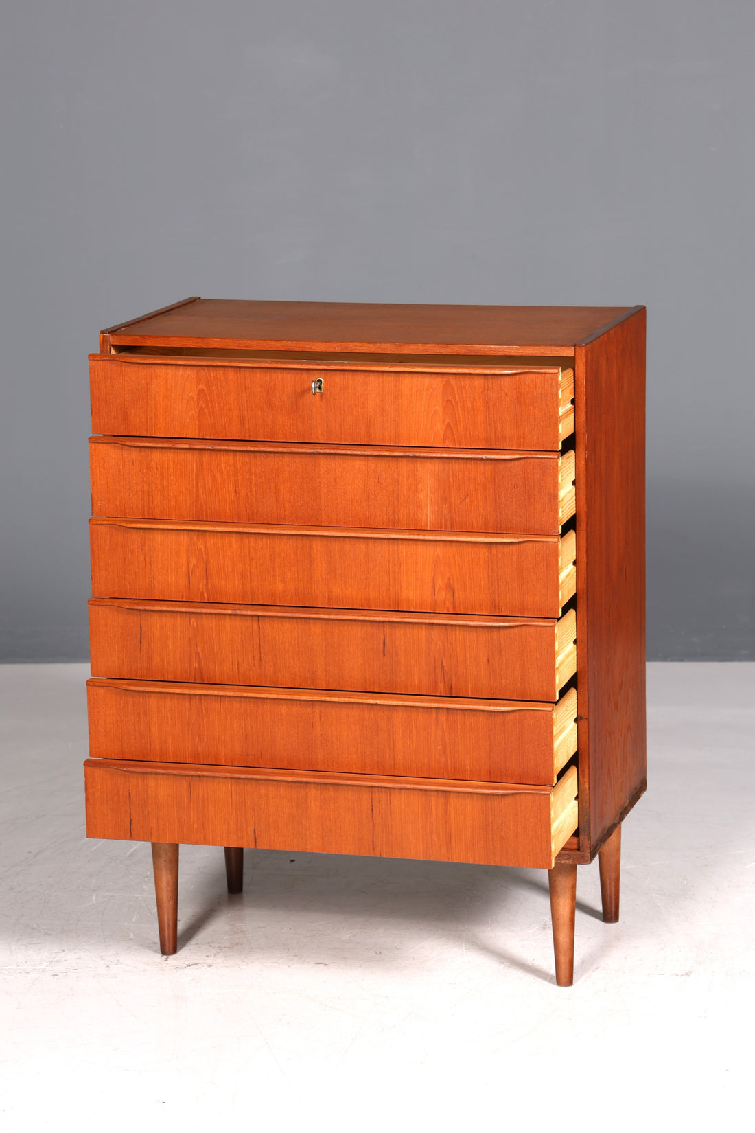 Buffet en teck de style mid-century, commode vintage