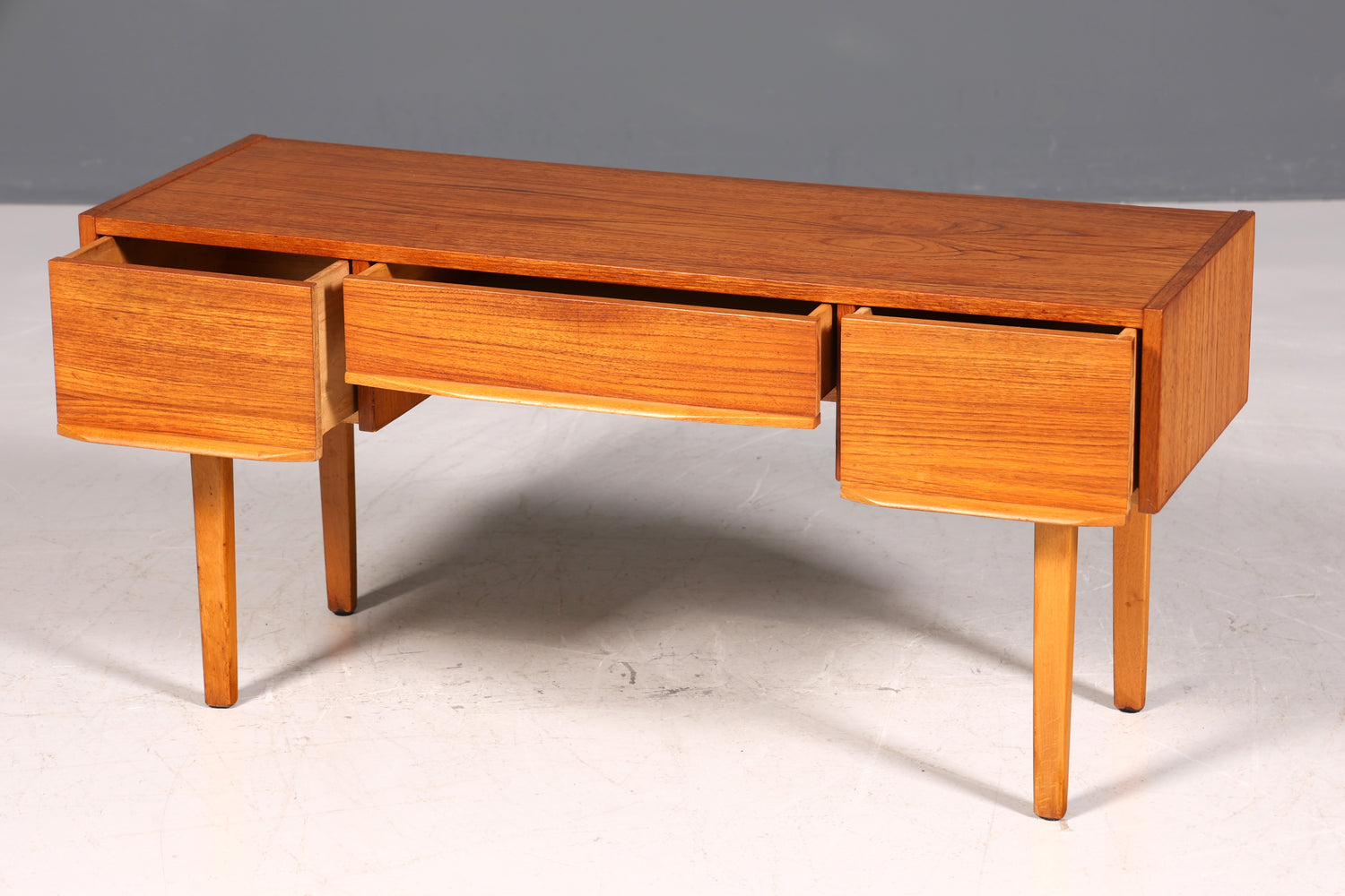 Magnifique commode vintage des années 60, design danois, meuble TV d&