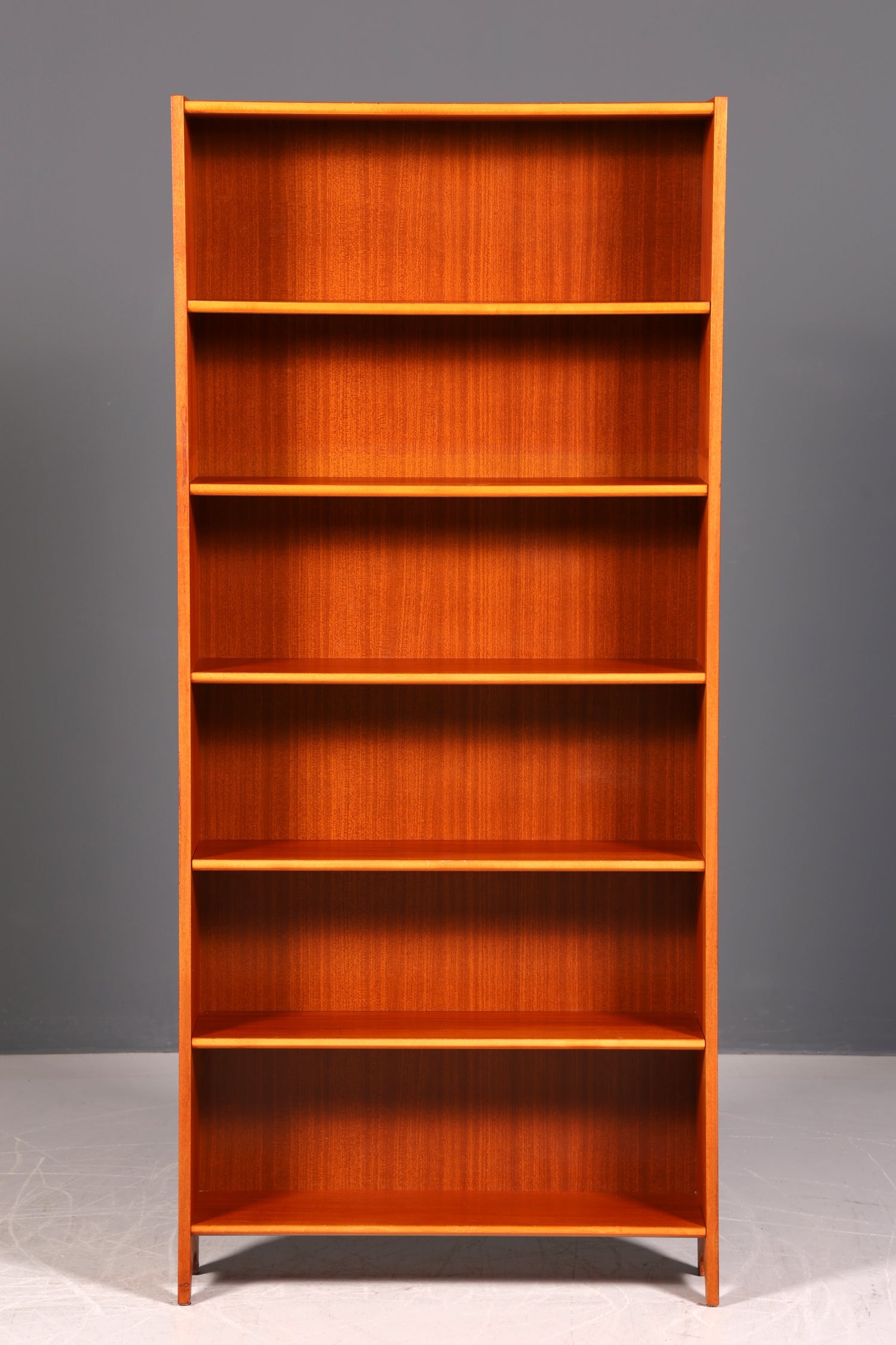 Schlichtes Mid Century Regal Vintage Bücherregal Schrank Buchablage 60s Bookshelf Designklassiker