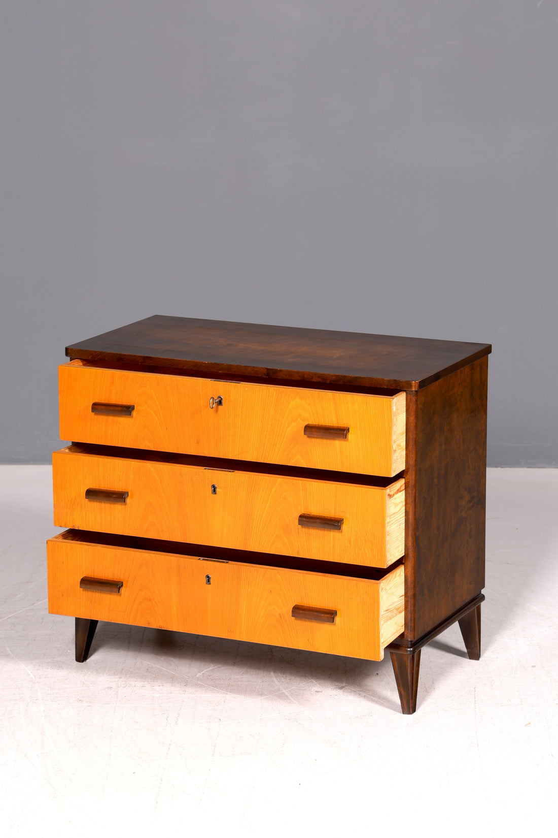 Magnifique commode Mid Century vintage meuble TV 60s armoire commode de couloir armoire pliante
