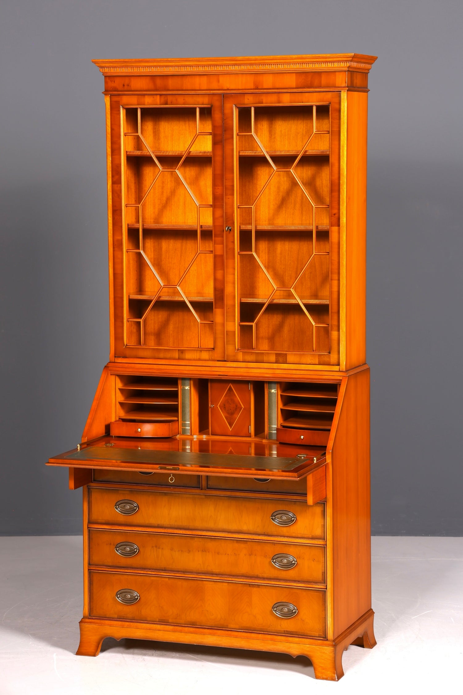 Secrétaire anglais élégant, bureau Heldense d&