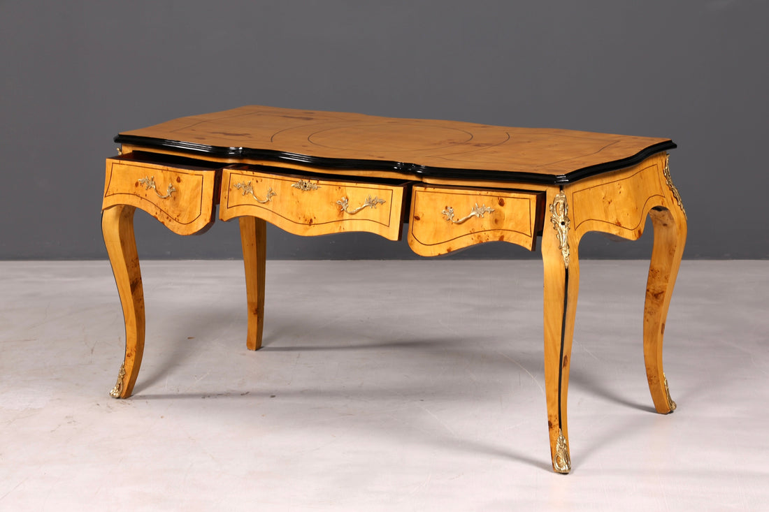 Magnifique bureau de style Louis XV Bureau français de style ancien en bois massif