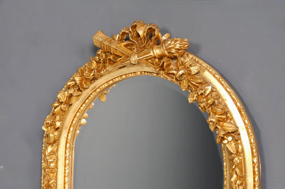Magnifique miroir sur pied de style baroque orné, style antique, ornement doré, miroir de couloir
