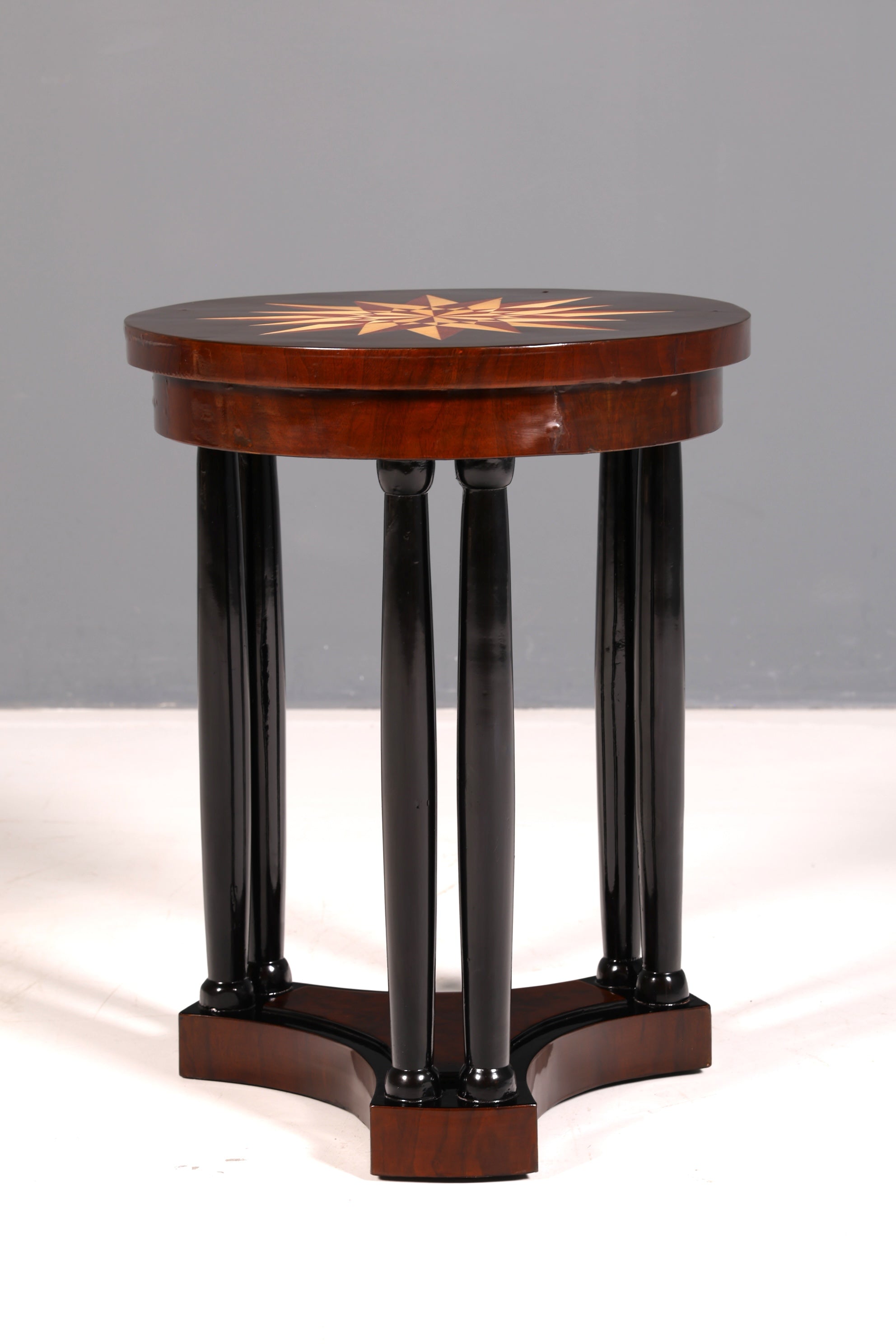 Wunderschöner Art Deco Stil Tisch Luxus Couchtisch Ablagetisch Beistelltisch Rund Echt Holz Vintage
