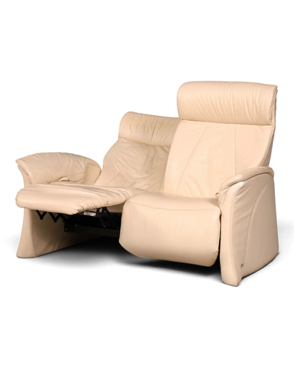 Hauptstadt Möblerei Relaxsofa in Creme mit verstellbarer Fußstütze und hochwertigem Lederbezug