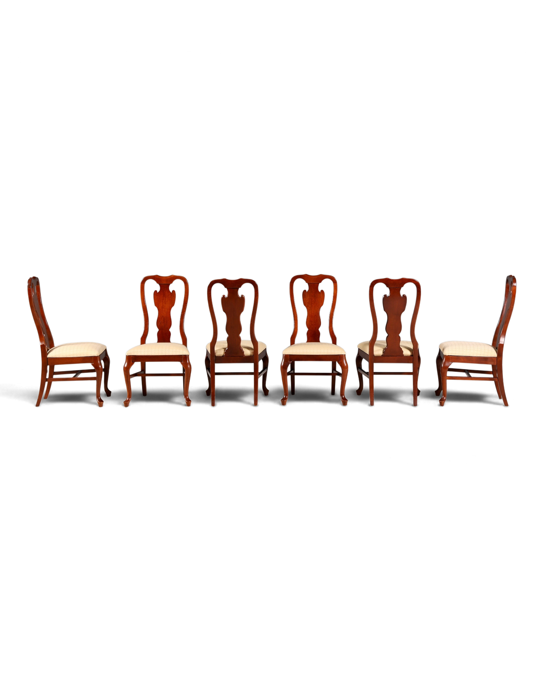 Hauptstadt Möblerei Set aus sechs Drexel Heritage Chippendale Stühlen aus Holz mit beigem Polster