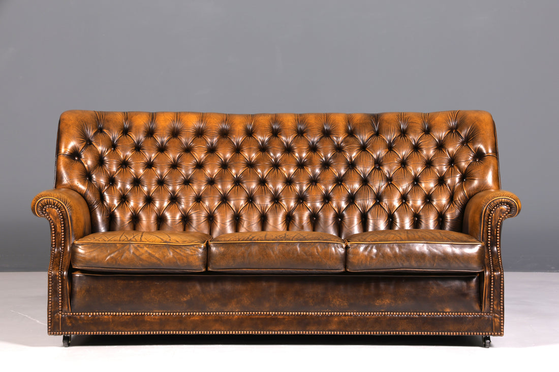 Canapé Chesterfield original et élégant, canapé 3 places, canapé anglais capitonné