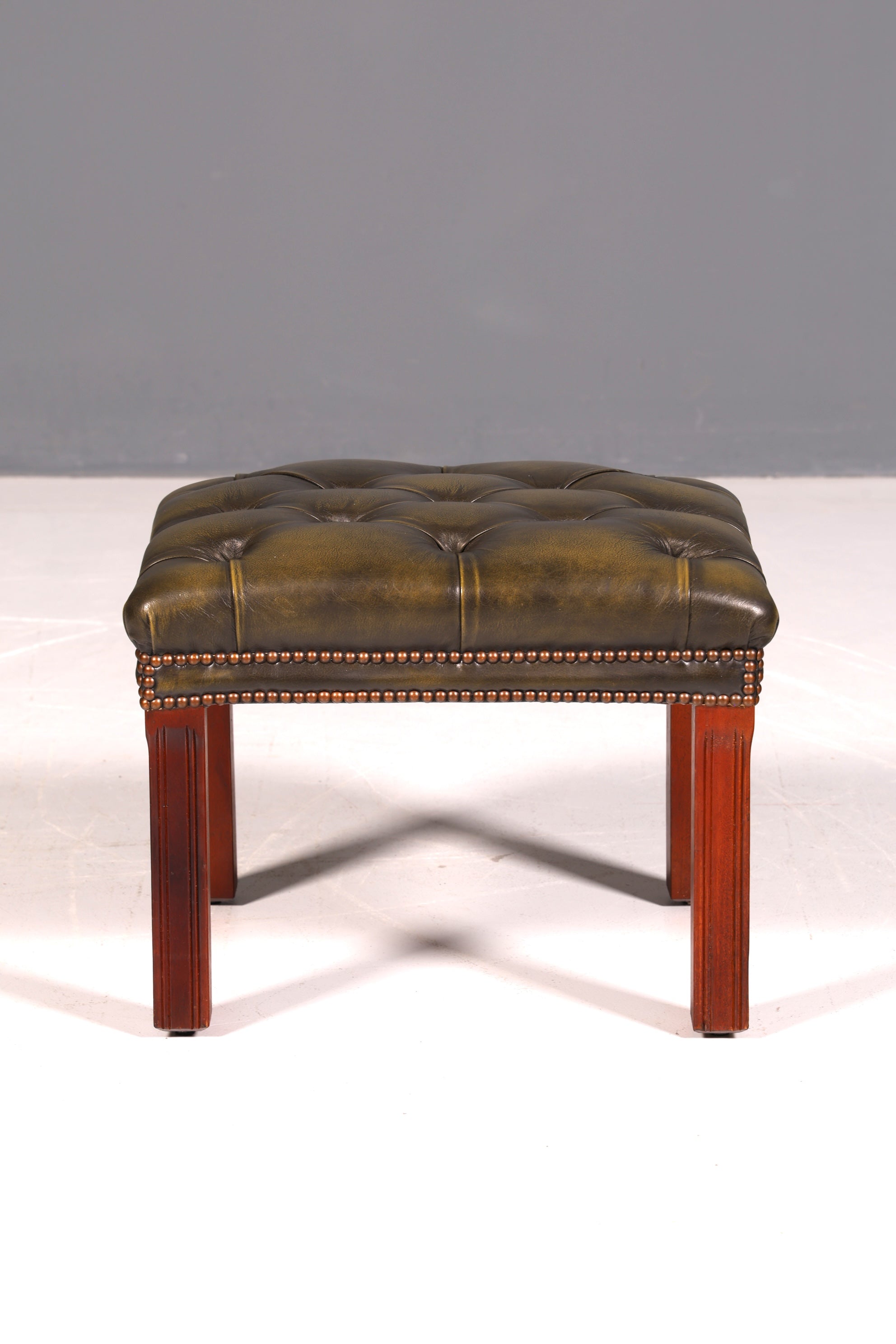Originaler Chesterfield Hocker Echt Leder Grün Englischer Fußhocker UK
