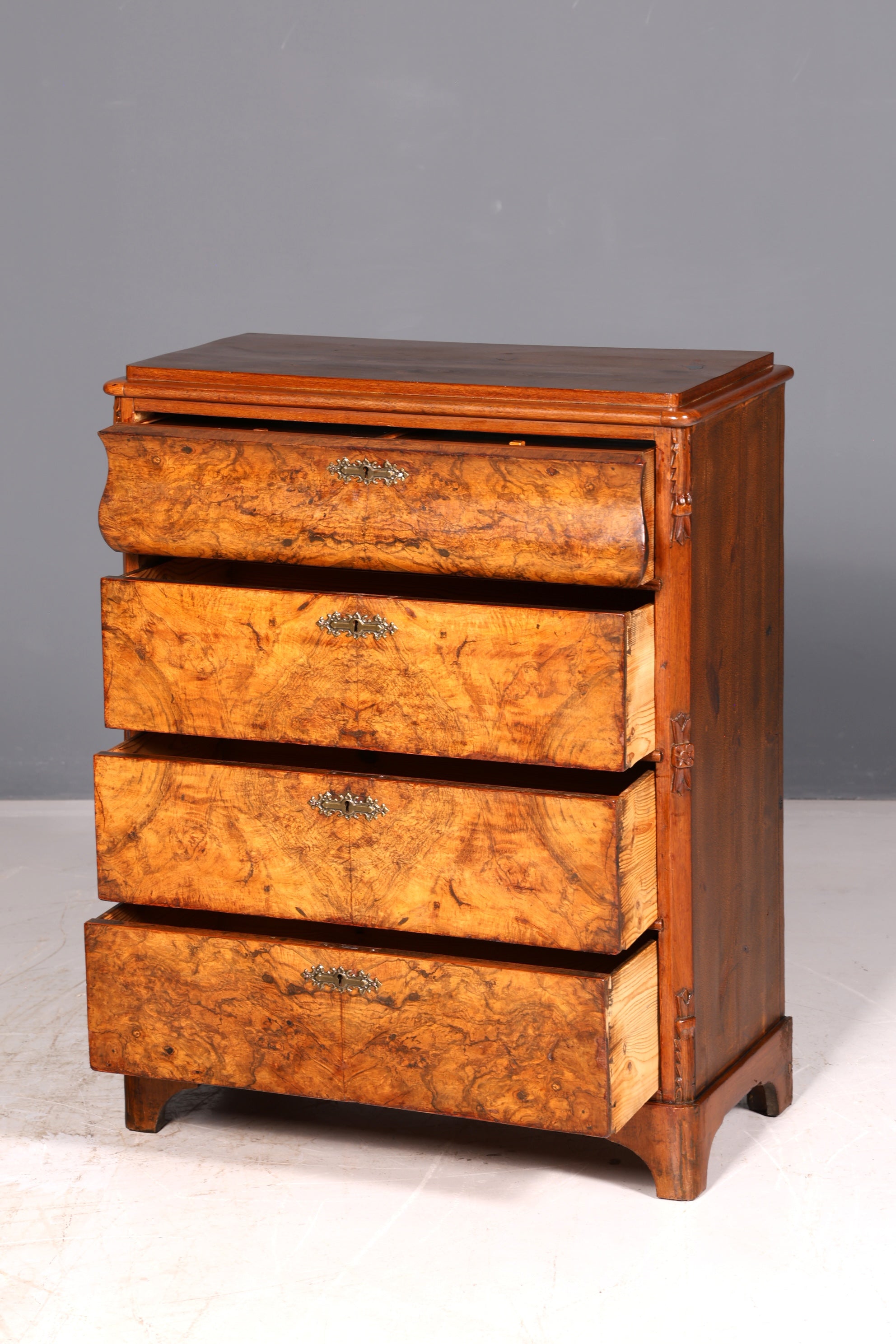 Traumhafte Louis Philippe Kommode Antik Schubladenkommode Vertiko Wäschekommode Highboard Massivholz