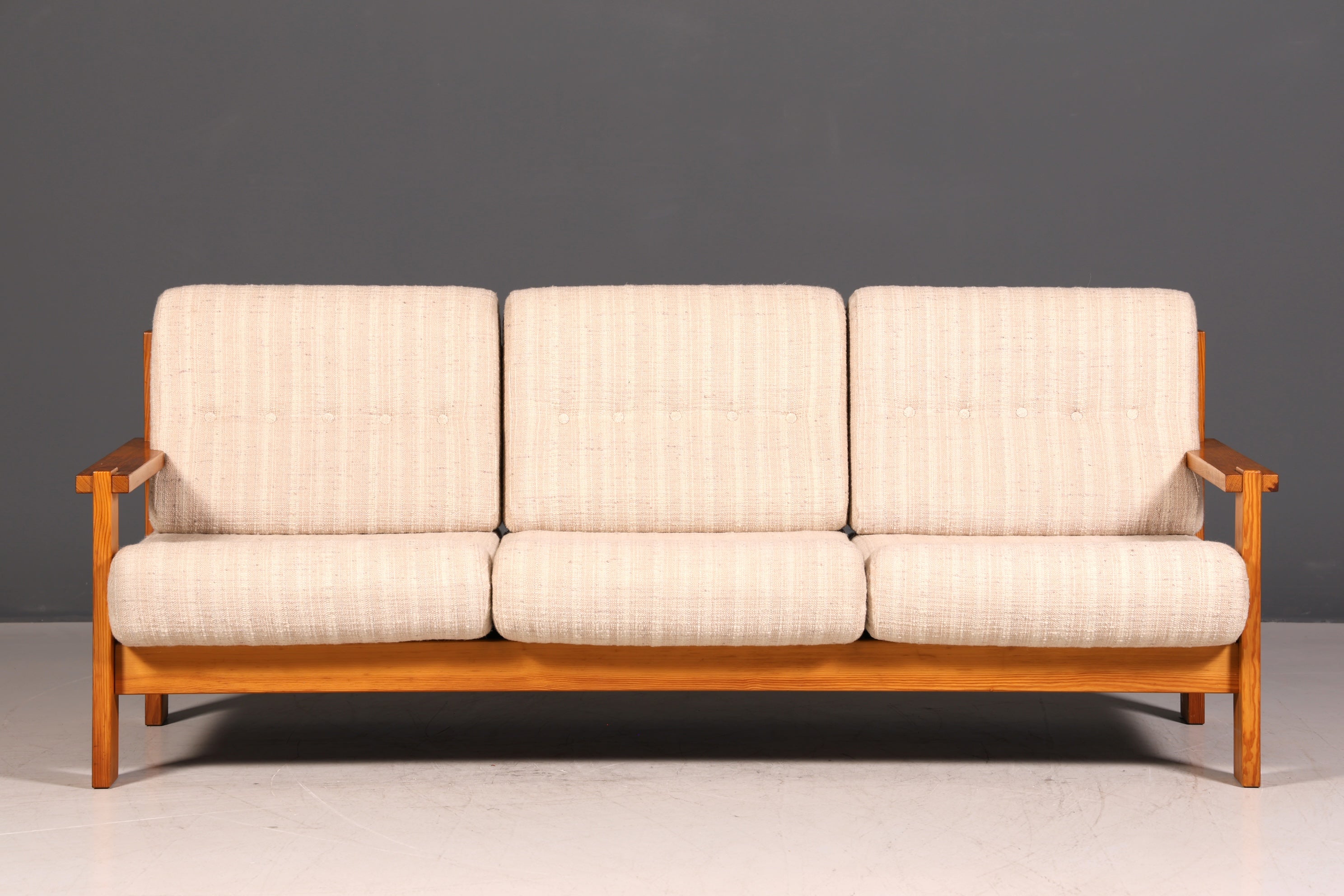 G510 Finish Wunderschönes Mid Century 2er Sofa Retro Couch Danish Design Polstersofa Vintage Canapé (Kopie)