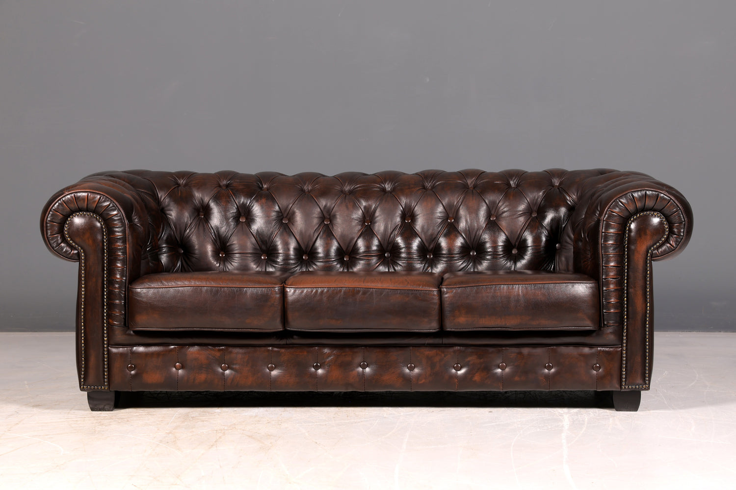 Wunderschönes Original Chesterfield Sofa 3-Sitzer echt Leder Couch Englisch Polstersofa Ledersofa