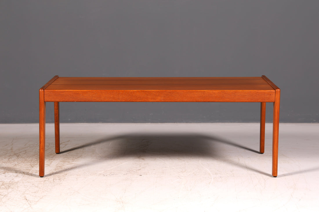Magnifique table basse moderne du milieu du siècle en teck, table d’appoint rétro vintage, table basse des années 70 pour le salon