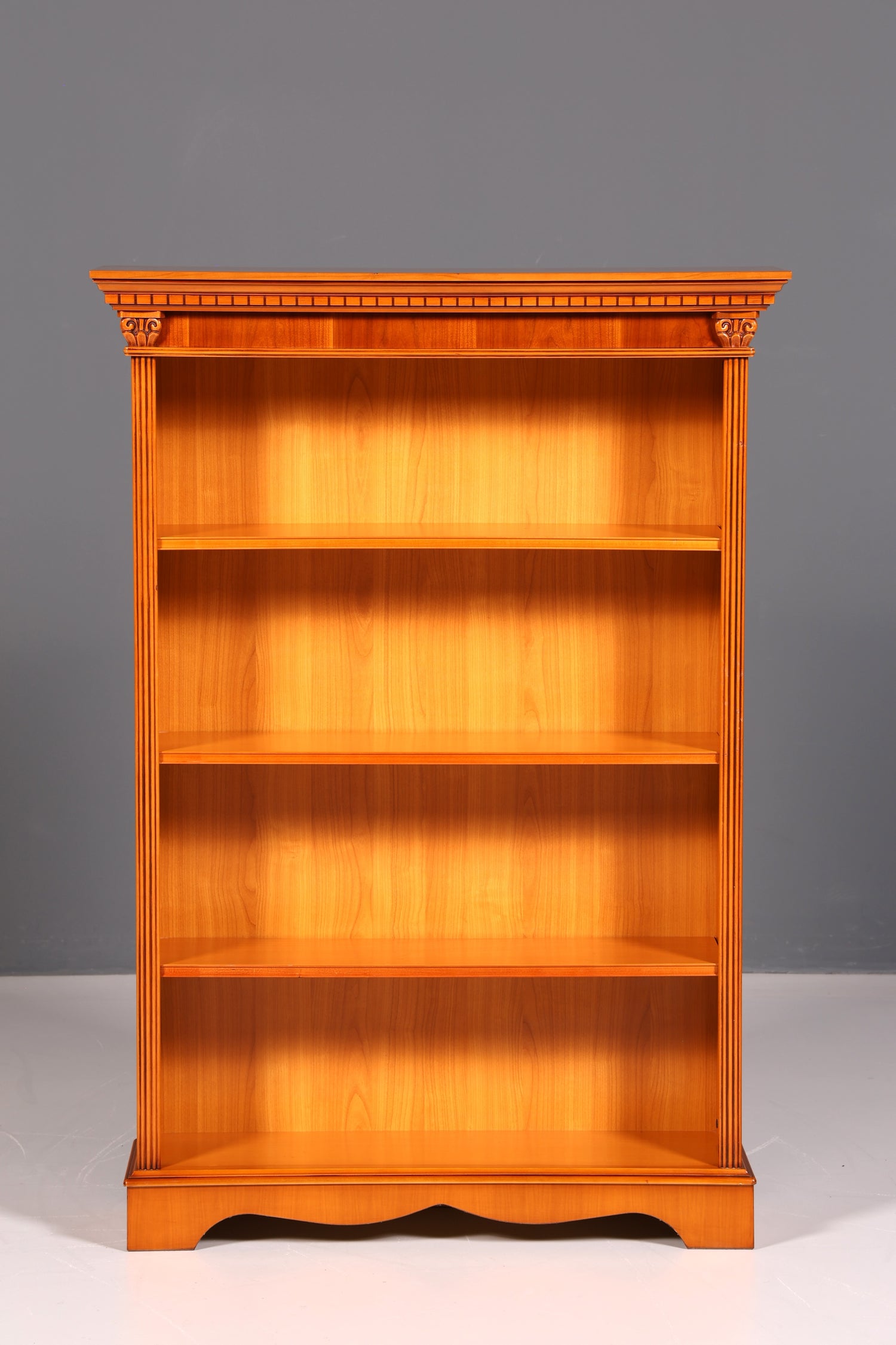 Wunderschönes Englisches Bücherregal Eibe Antik Regal Bookshelf Buchablage 60s Massivholz