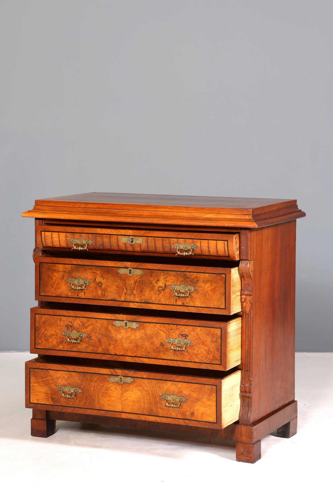 Wunderschöne Gründerzeit Kommode Louis Philippe Nussbaum Schubladen Kommode Sideboard um 1880