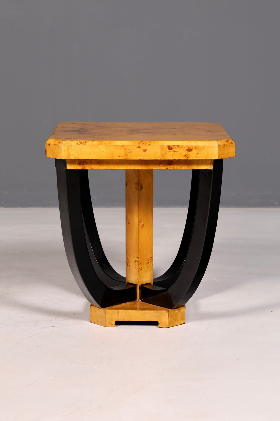Stilvoller Art Deco Stil Tisch Luxus Couchtisch Biedermeier Ablagetisch Birke