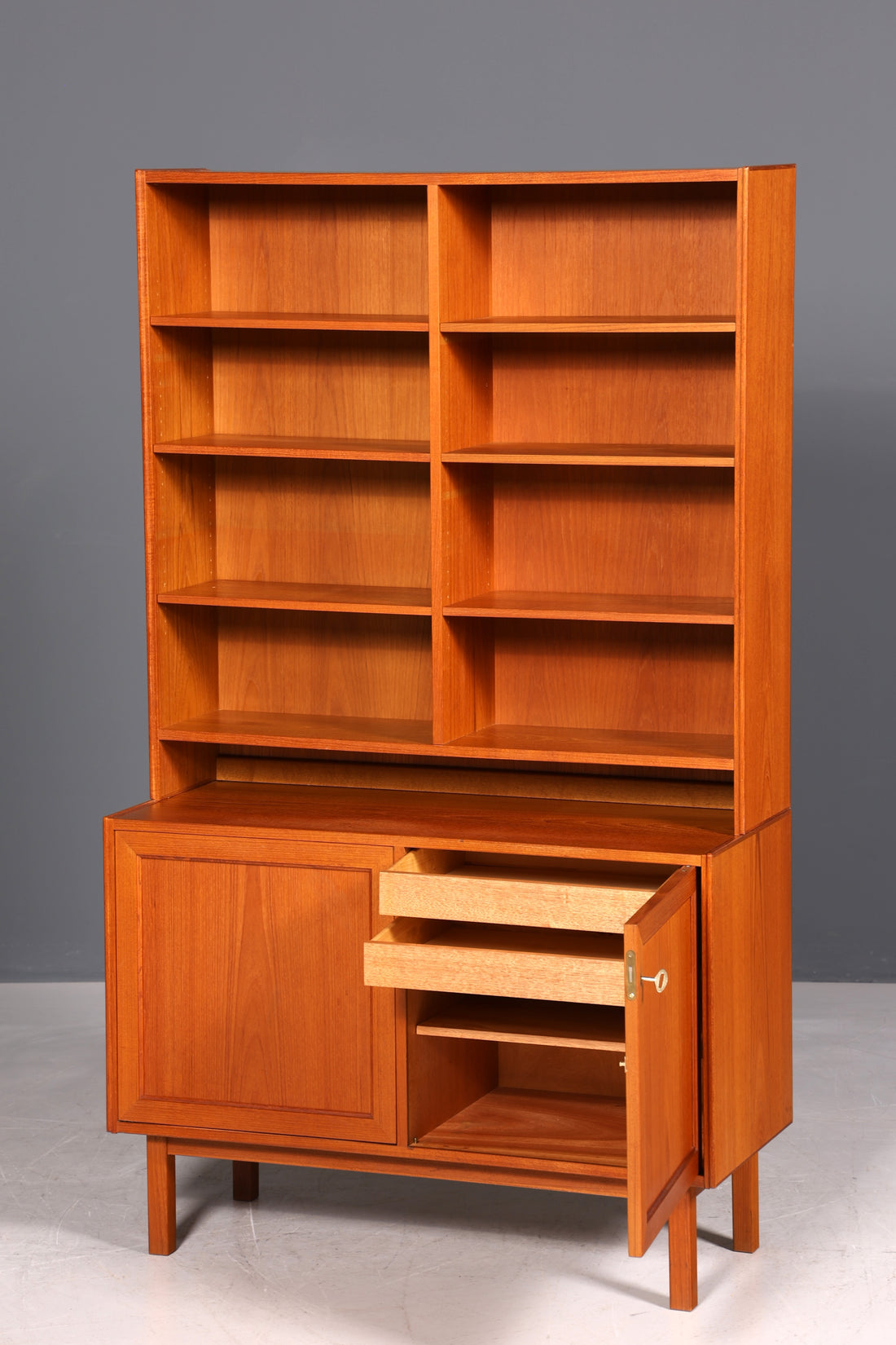 Traumhaftes Mid Century Regal Teak Holz Schrank Danish Design Retro Kommode Vintage Bücherregal 60er Jahre