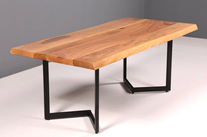 Traumhafter Nussbaum Tisch 200cm-100cm Esszimmer Tisch Baumkanten Platte Massiv Holz Küchentisch