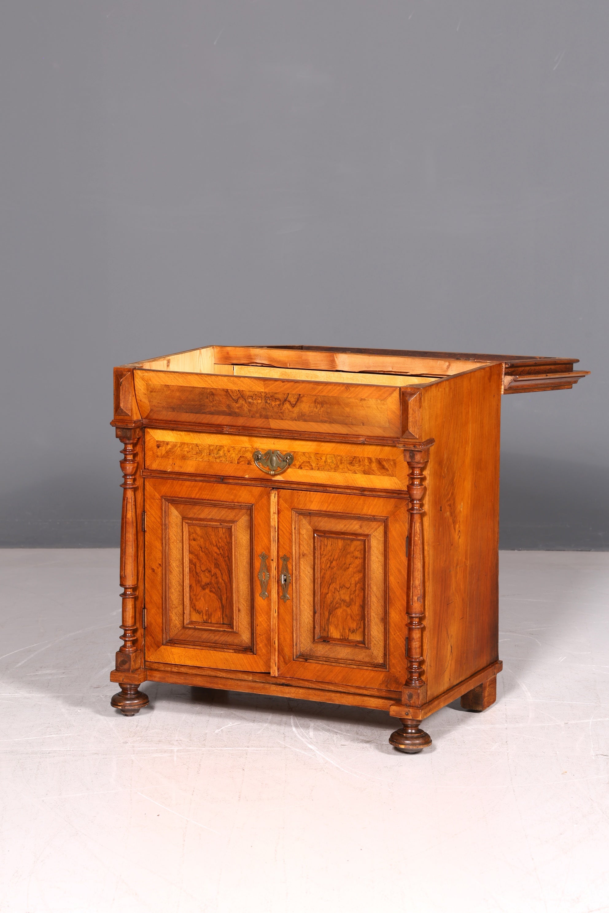 Wunderschöner Gründerzeit Schrank Louis Philippe Nussbaum Kommode um 1880 Vertiko Highboard Antik