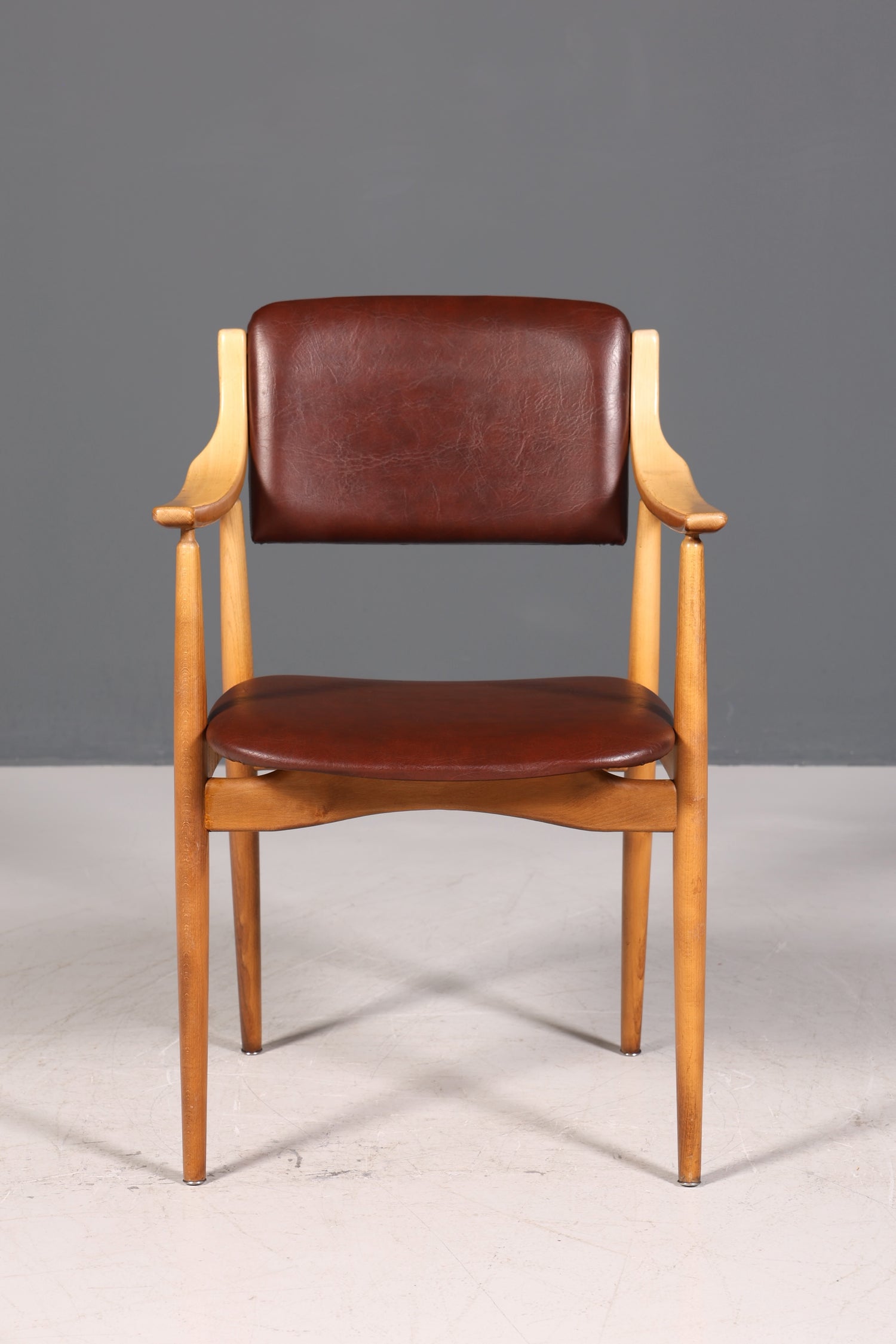 Chaise élégante du milieu du siècle, chaise de secrétaire rétro, chaise de cuisine design danois, chaise de salle à manger