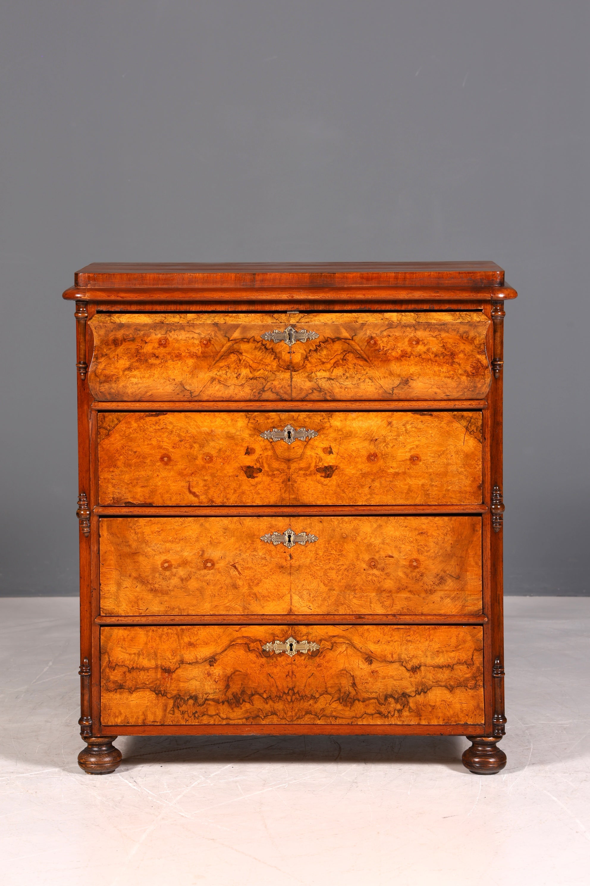 Stilvolle Louis Philippe Kommode Biedermeier Schubladen Kommode Antik Wäschekommode