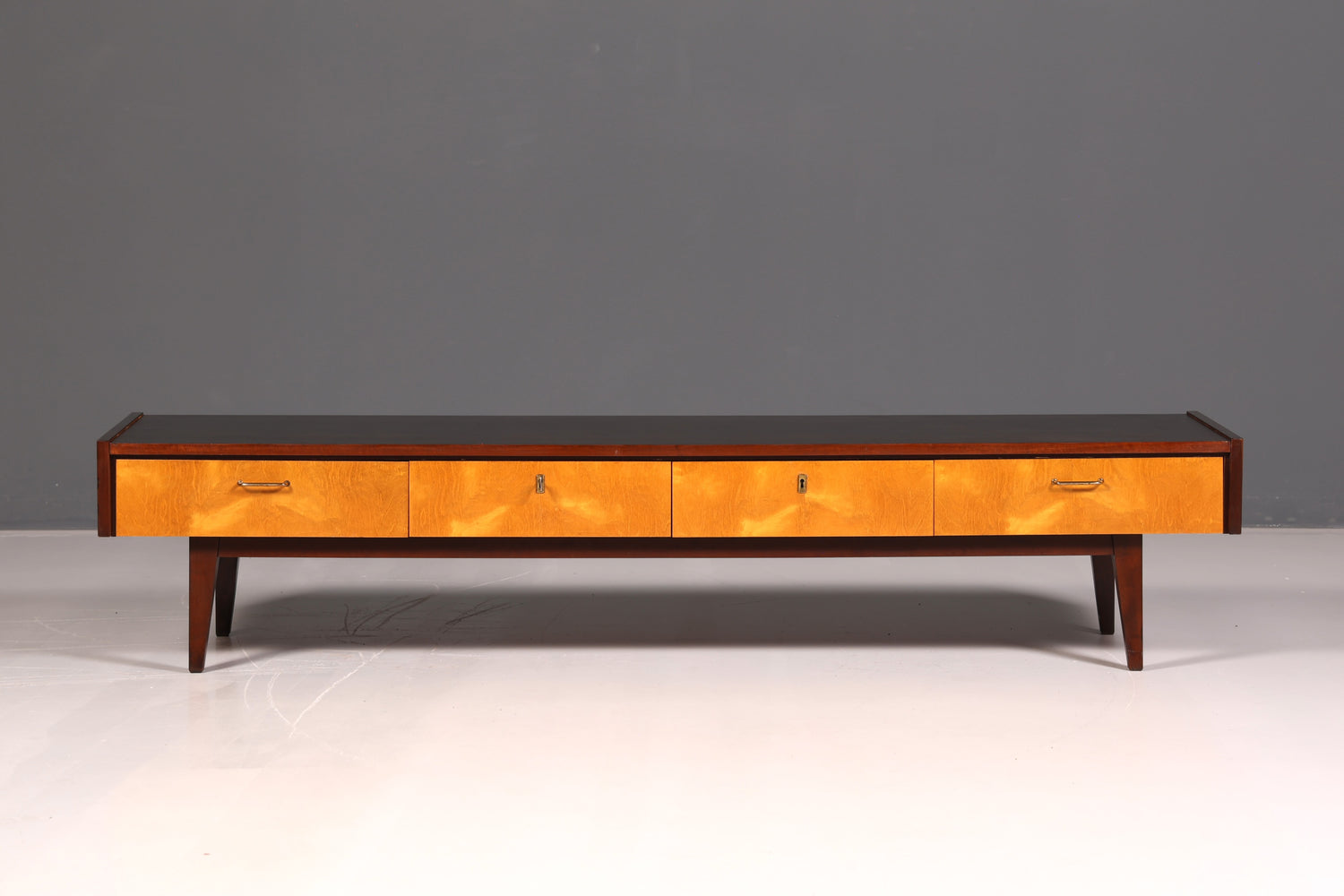 Wunderschönes Mid Century Lowboard Sideboard TV Kommode Longboard Schrank Vintage 60s Holz